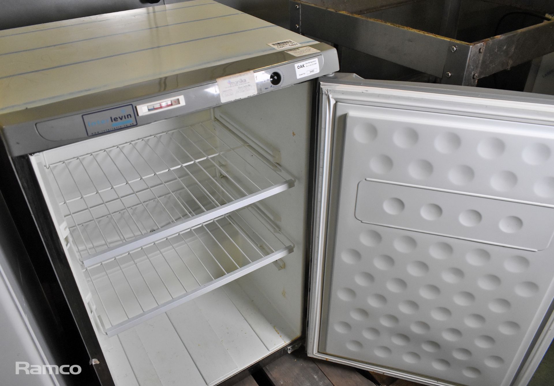 Interlevin F140SS stainless steel single door under counter fridge - W 540 x D 480 x H 870mm - Image 4 of 5