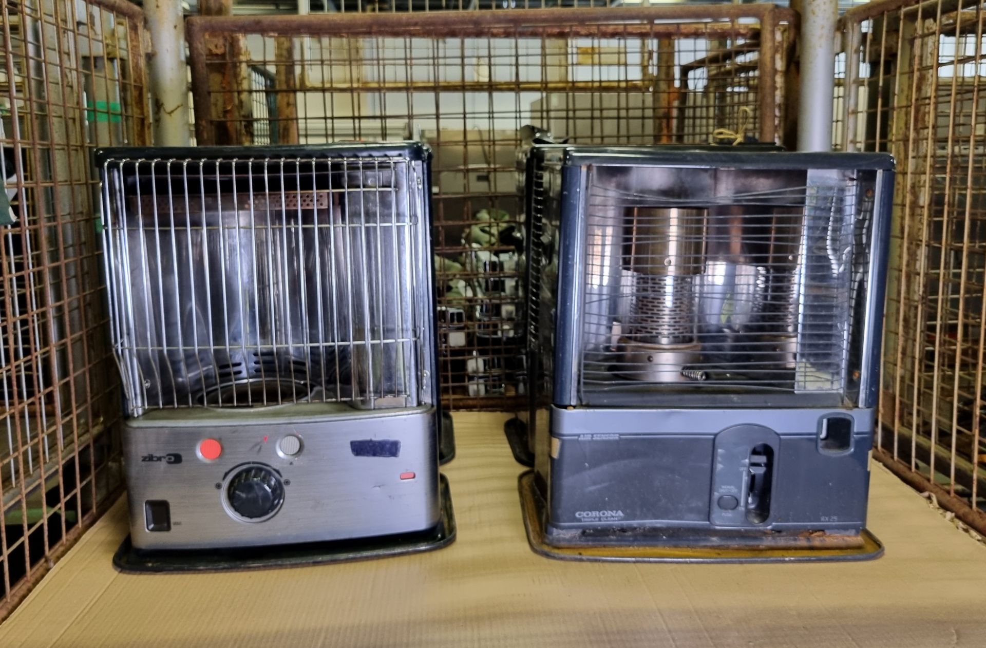 Various paraffin heaters - full details in description