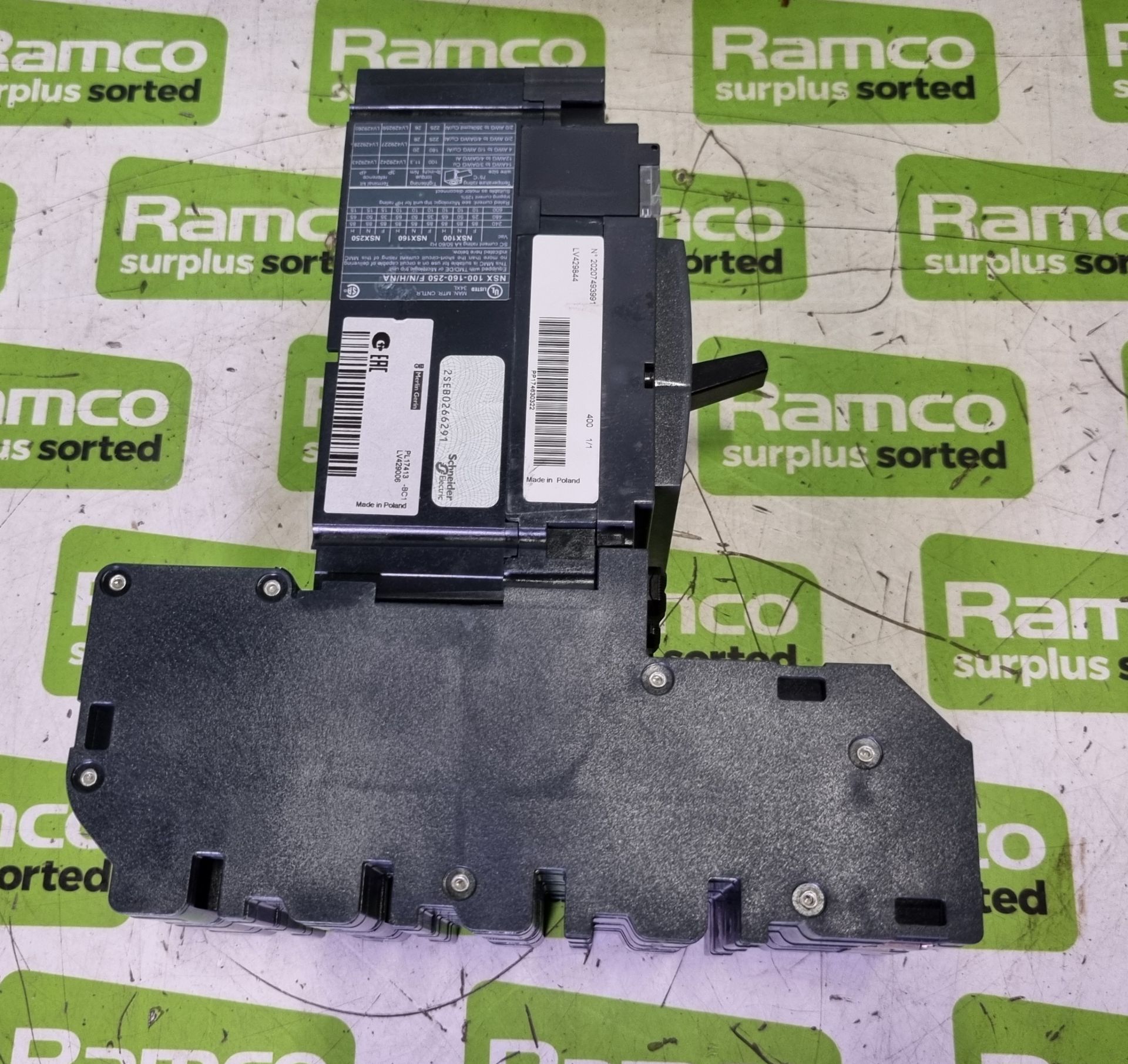 Schneider Electric MGP0403XN Powerpact 4 molded case circuit breaker - 3 phase - 415V - 40A - Image 3 of 6