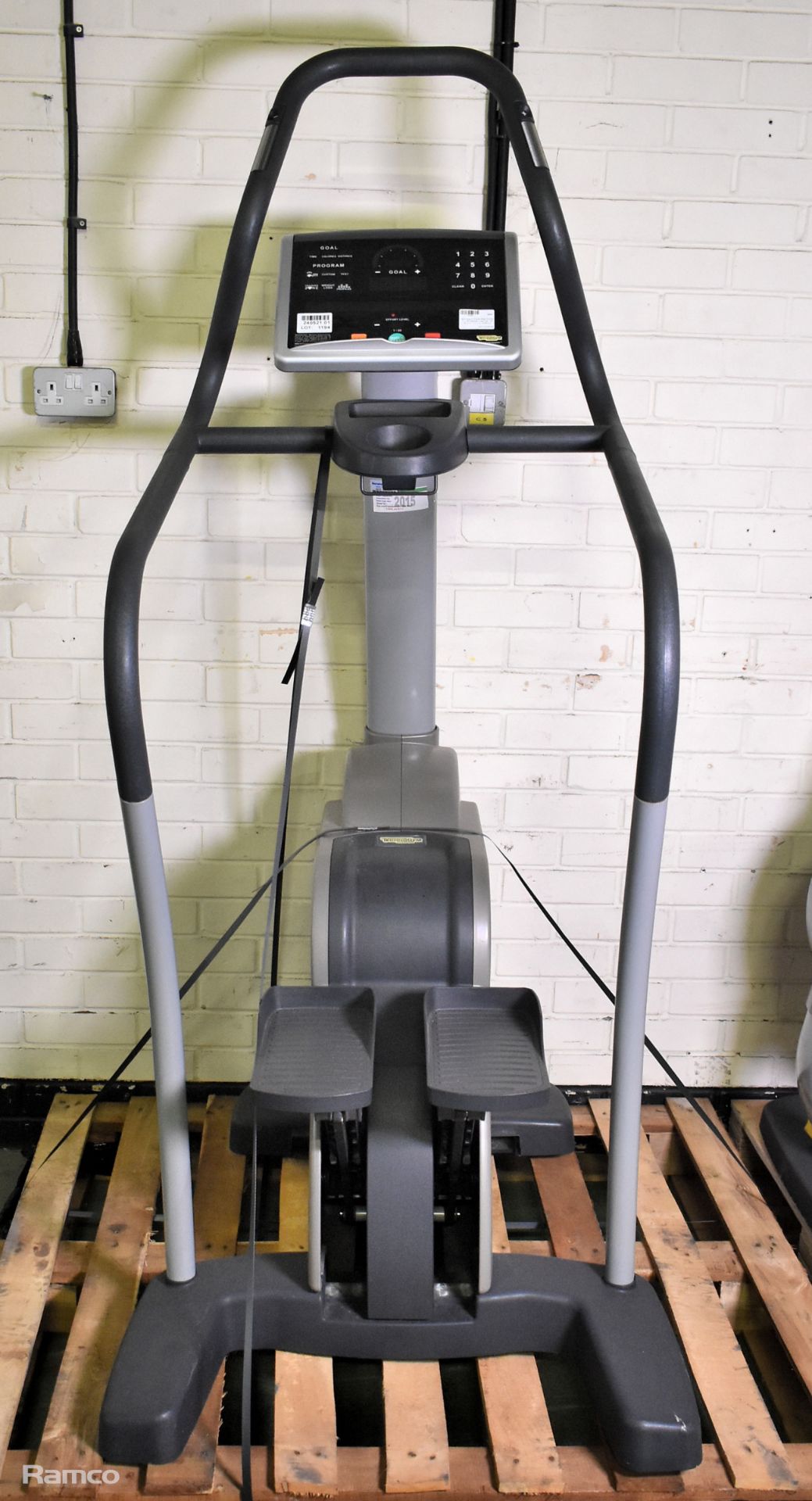 Technogym Excite Step Excite 700 SP stepper machine - W 790 x D 1110 x H 1835mm