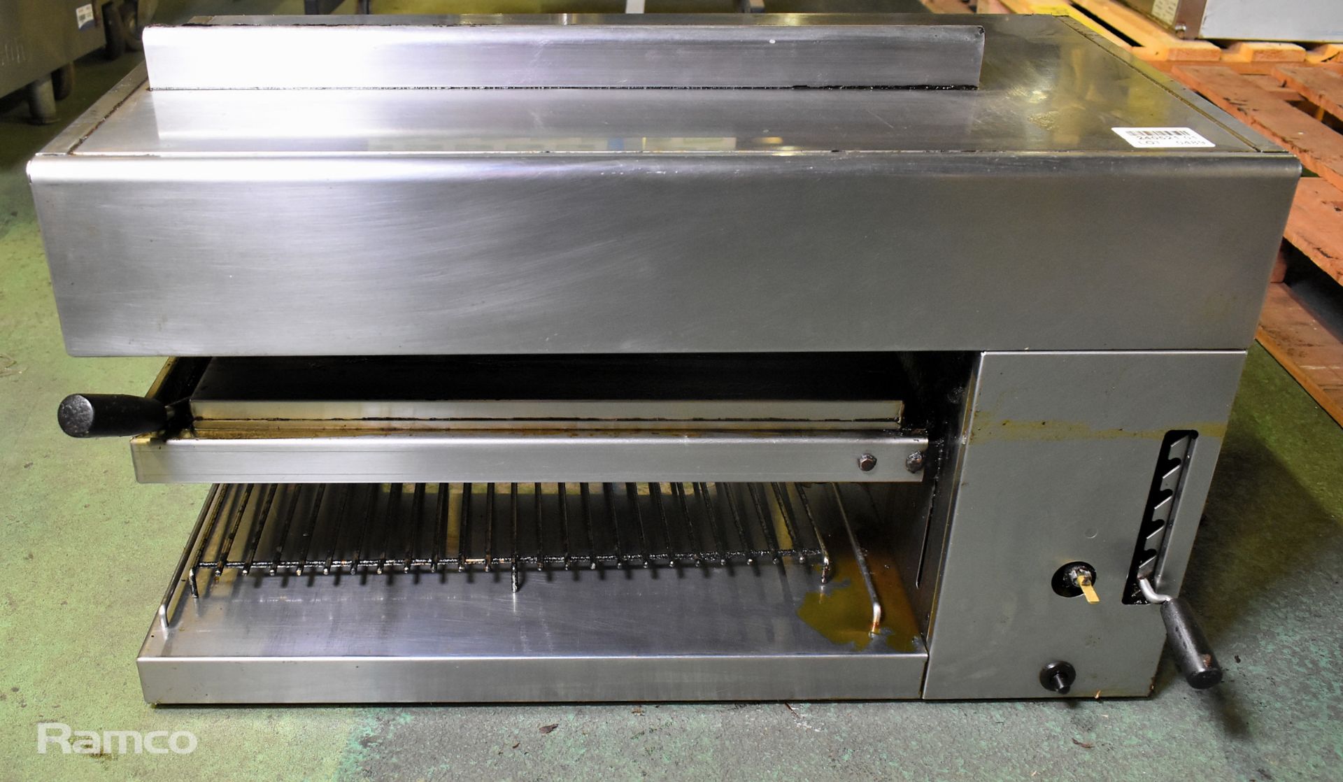 Stainless steel gas salamander grill - W 750 x D 500 x H 430mm - Image 2 of 5