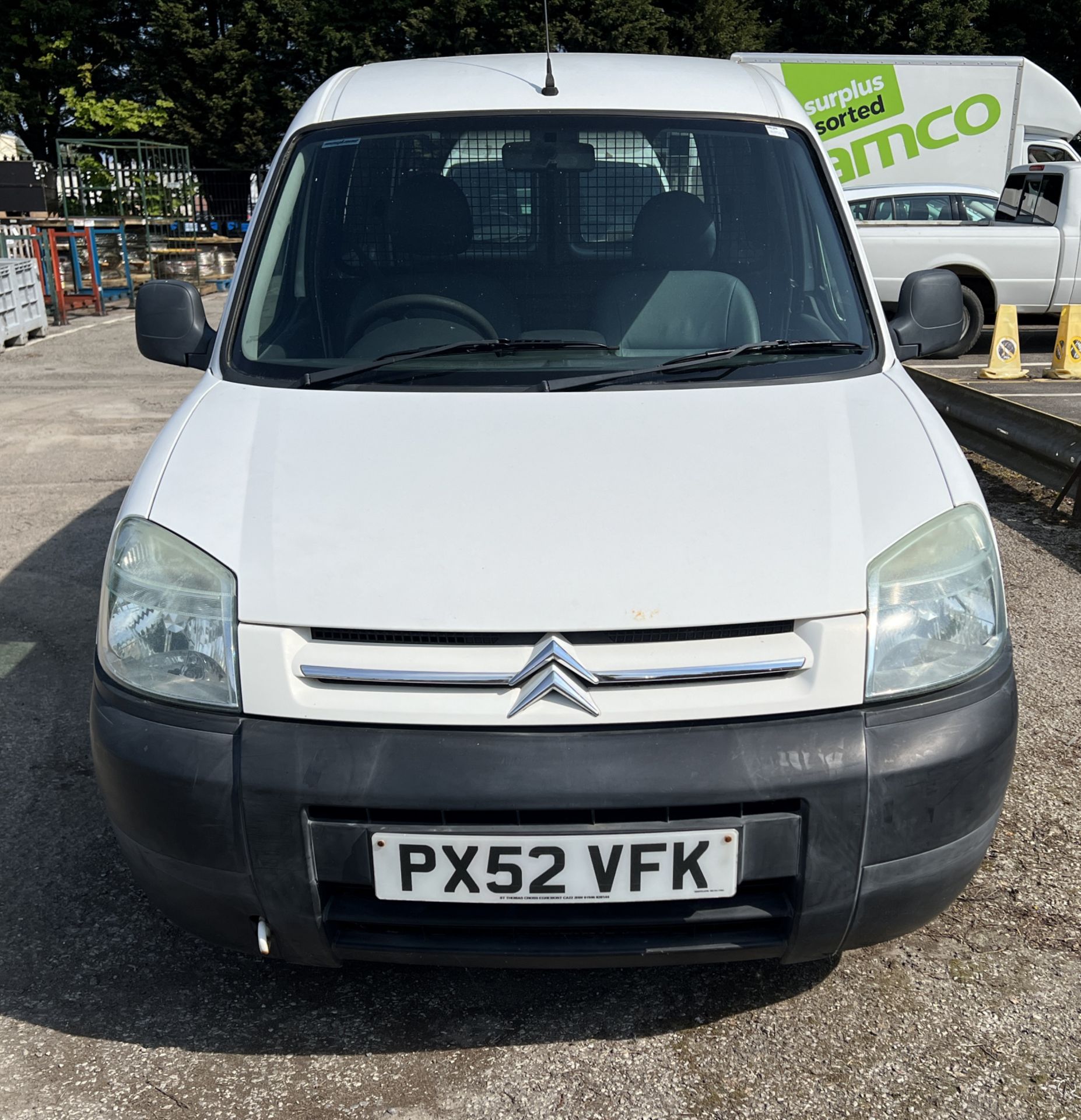 Citroen Berlingo HDI 1997cc (PX52 VFK) - MOT expired 13/01/2024 - mileage: 43,809 - Image 8 of 23