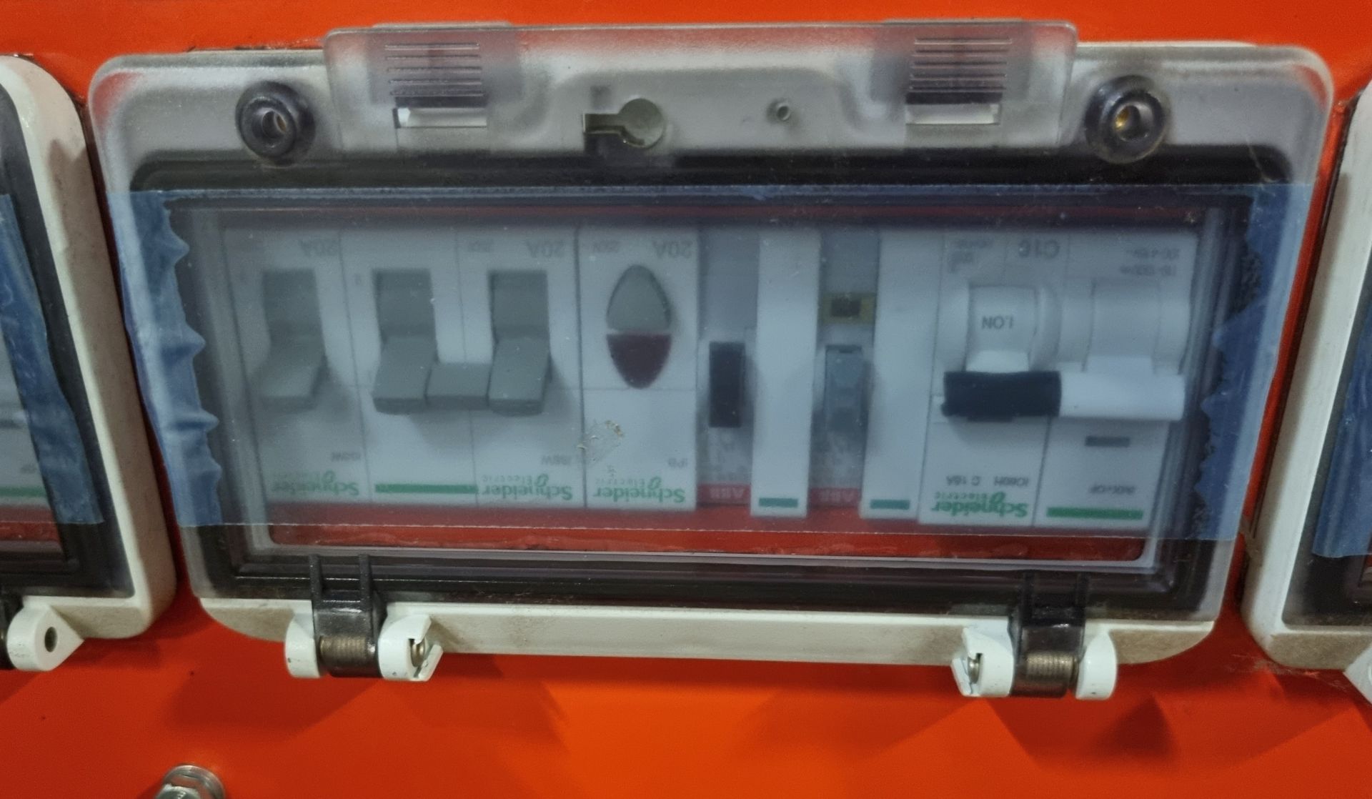 Blakley Electrics power cluster (PEMS) - 400V - 3 phase - 50Hz - 160A - L 1600 x W 500 x H 1800mm - Image 10 of 12