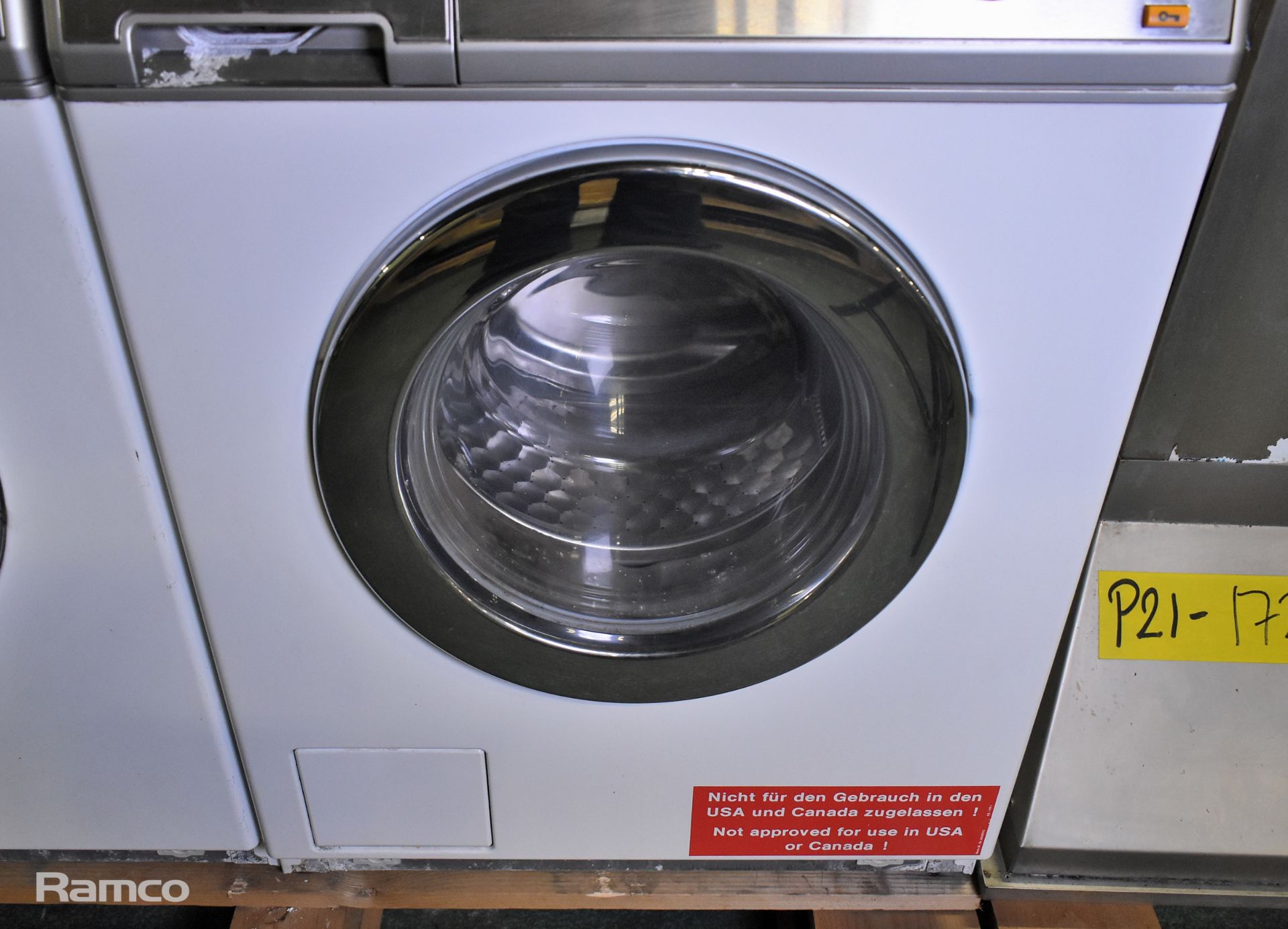 Miele Professional PW 6065 washing machine - 6.5kg capacity - W 595 x D 725 x H 850mm - Image 2 of 4
