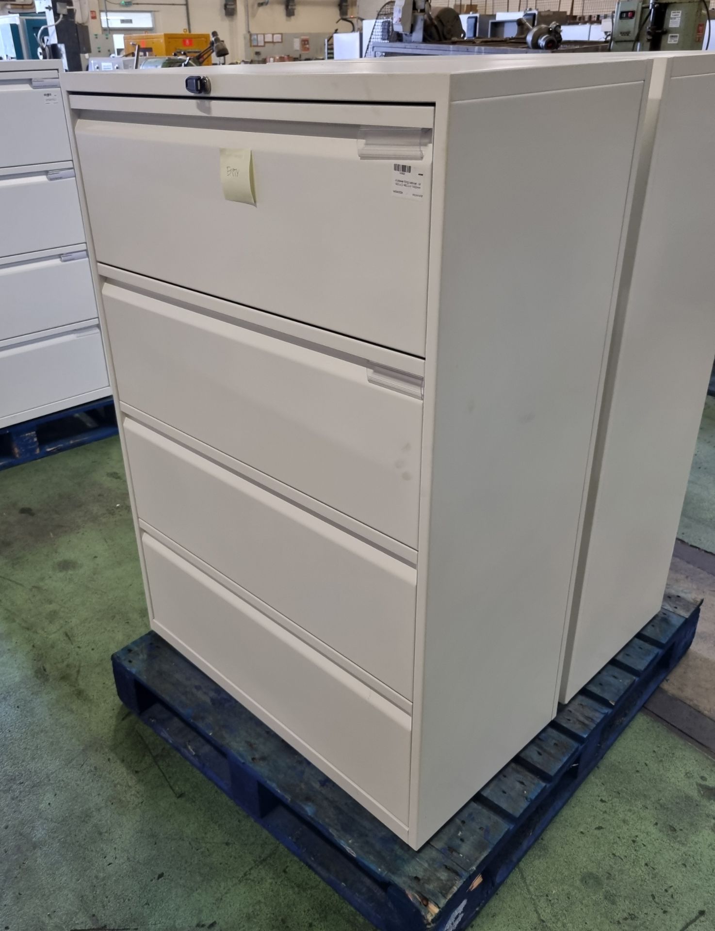 4 drawer filing cabinet - W 900 x D 480 x H 1300mm - Image 2 of 3