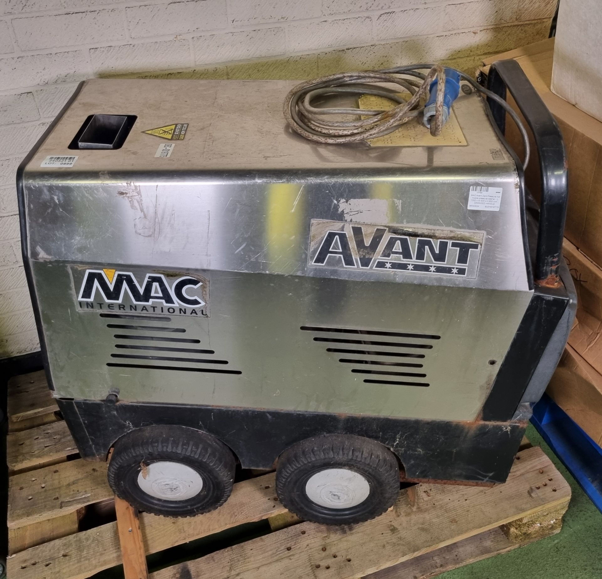 MAC Avant Zero Pressure hot mobile pressure washer - L 1000 x W 630 x H 850mm - DAMAGED HANDLE - Image 2 of 6