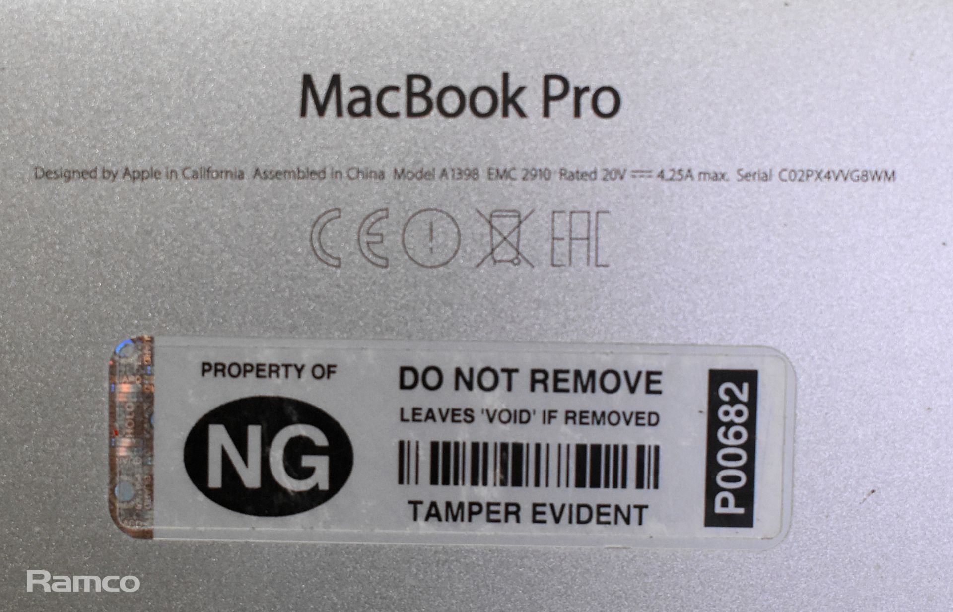 2x Apple Macbook Pros - 15 inch - A1398 - 2015 - see description - Image 7 of 7