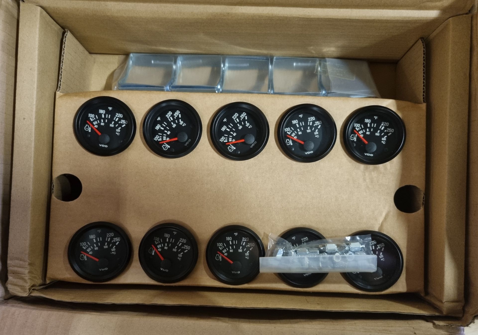 100x Siemens VDO water temp gauges