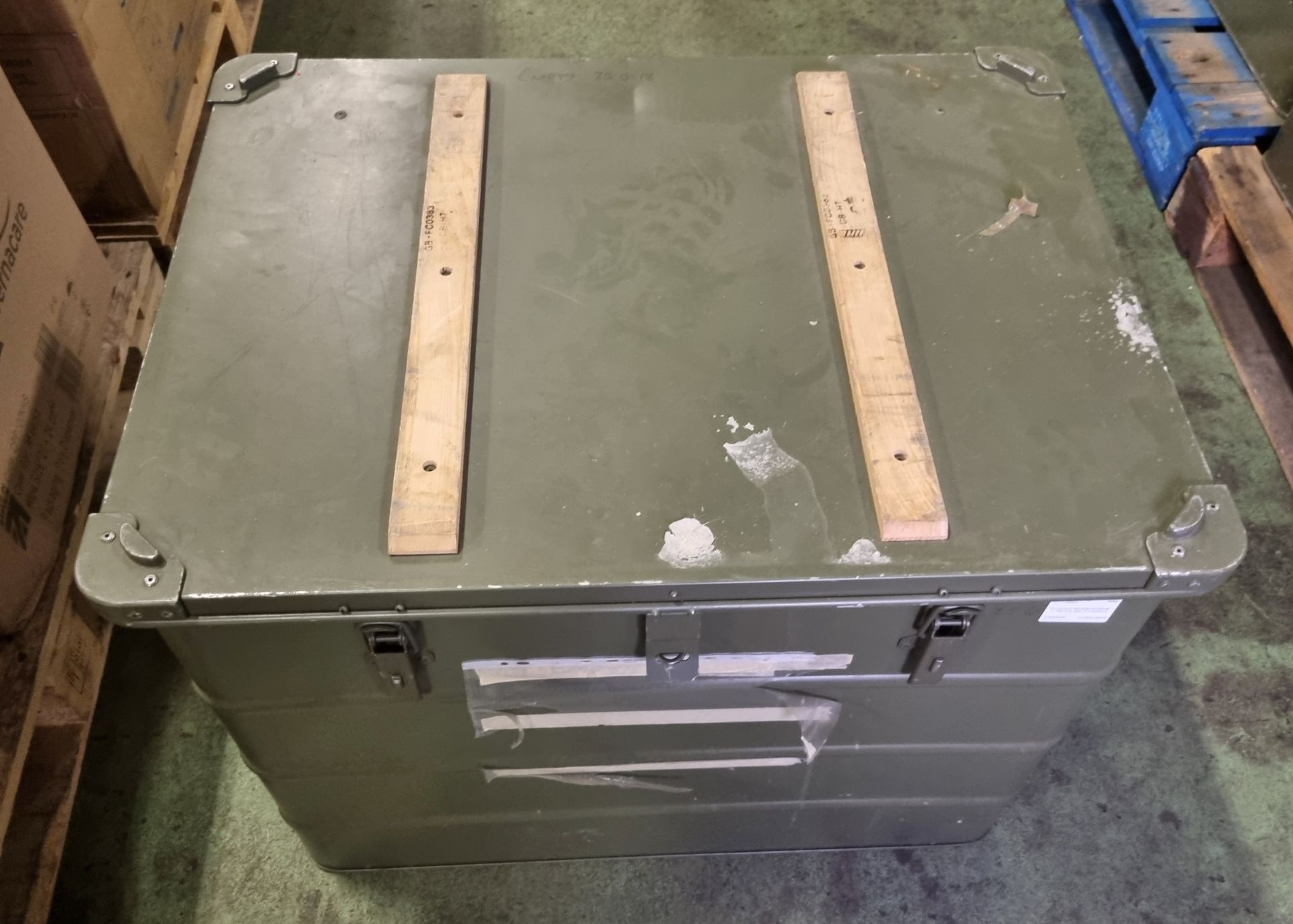 Aluminium storage container - L 790 x W 590 x H 620mm - Image 2 of 4