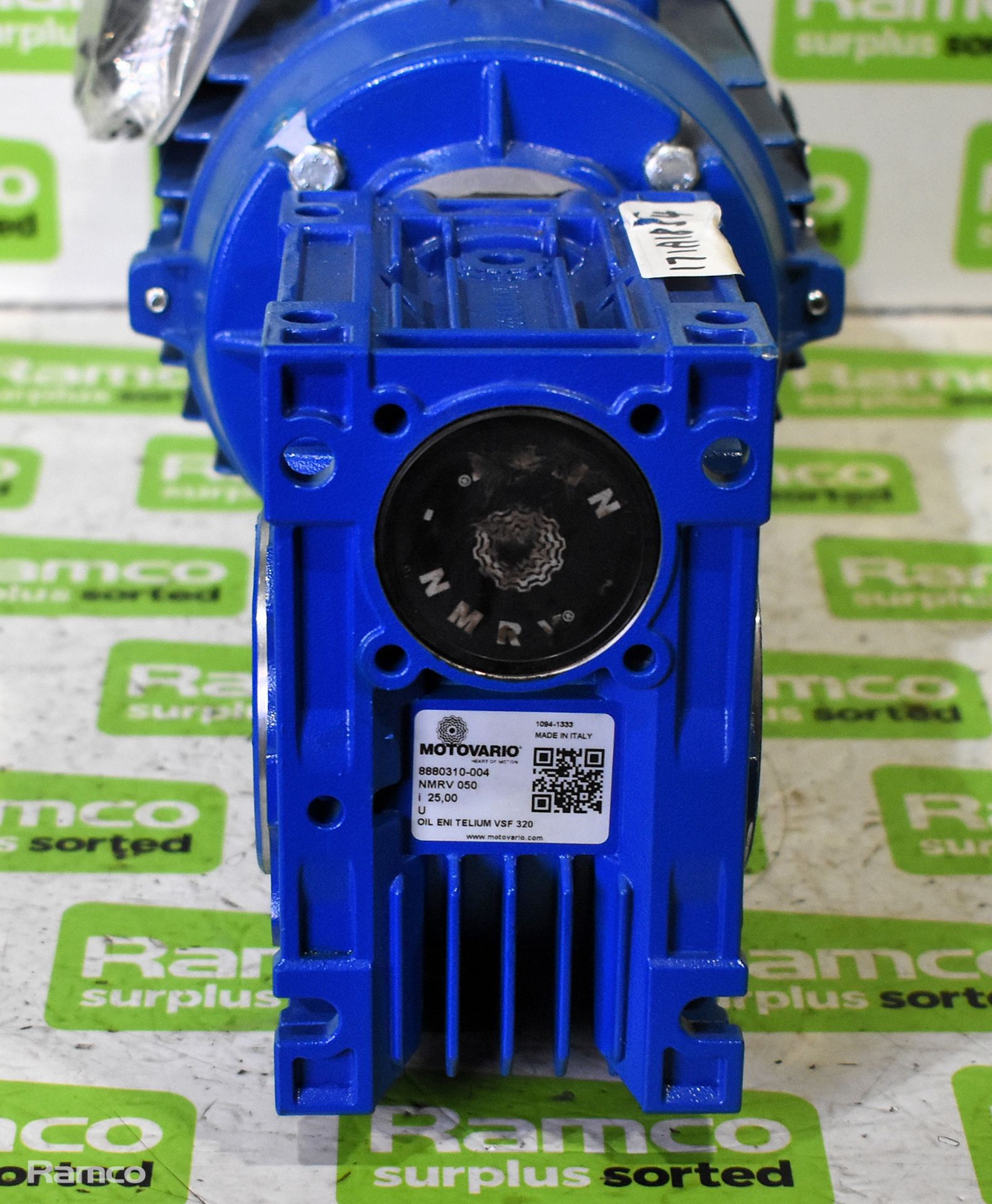 Motovario TH80A4 3 phase electric motor with Motovario NMRV 050 worm gearbox - Image 4 of 5
