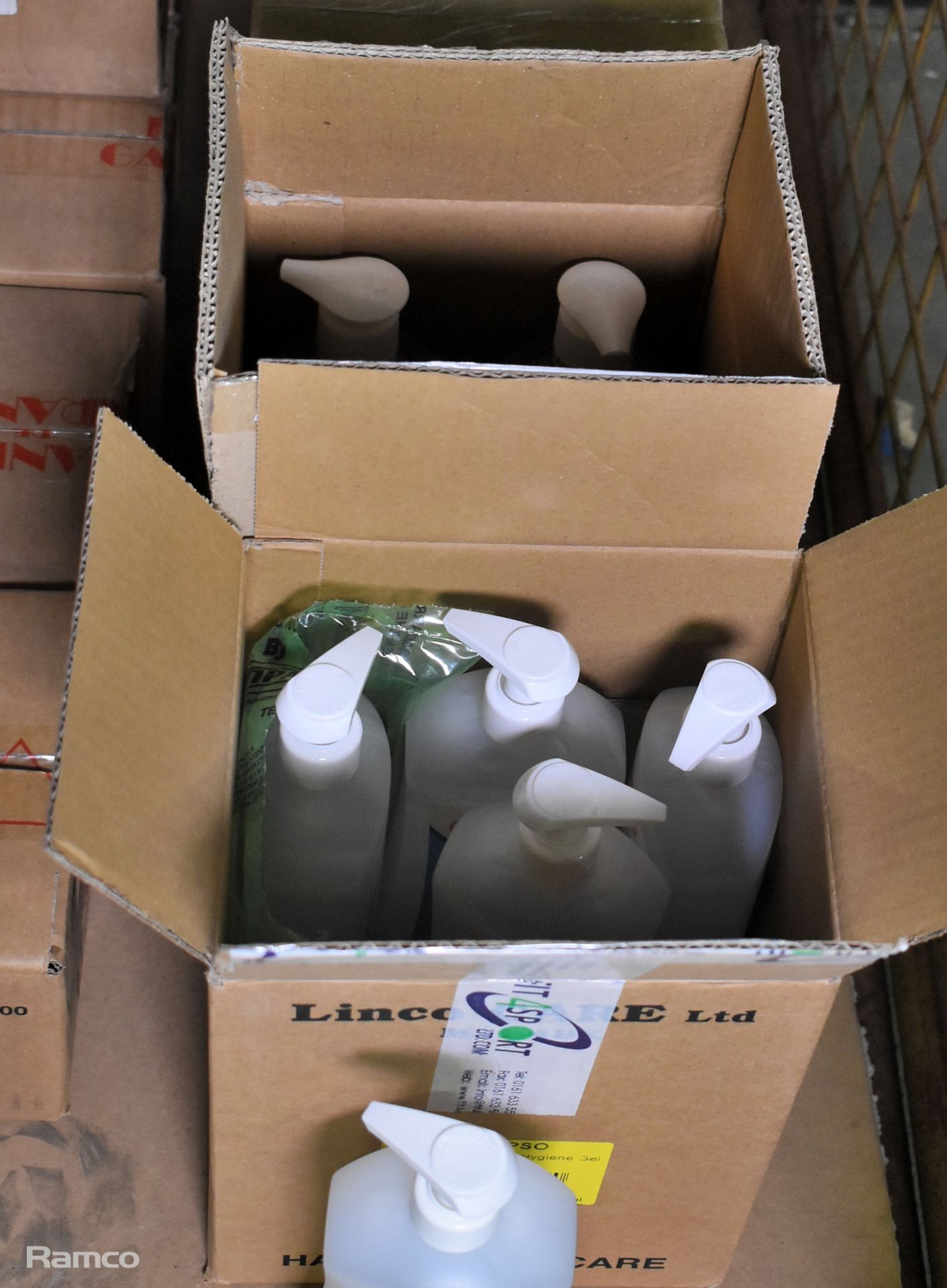 23 boxes of Hand sanitizing/Hygienic gel - Expired - mixed bottle sizes - Image 3 of 7