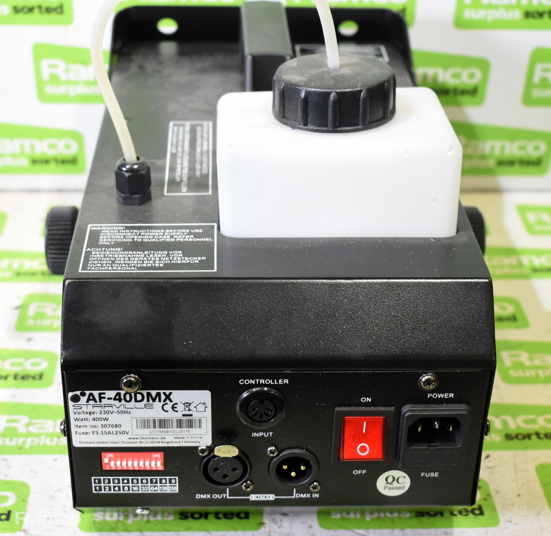 Stairville AF-40 DMX mini fog machine with remote - Image 2 of 7
