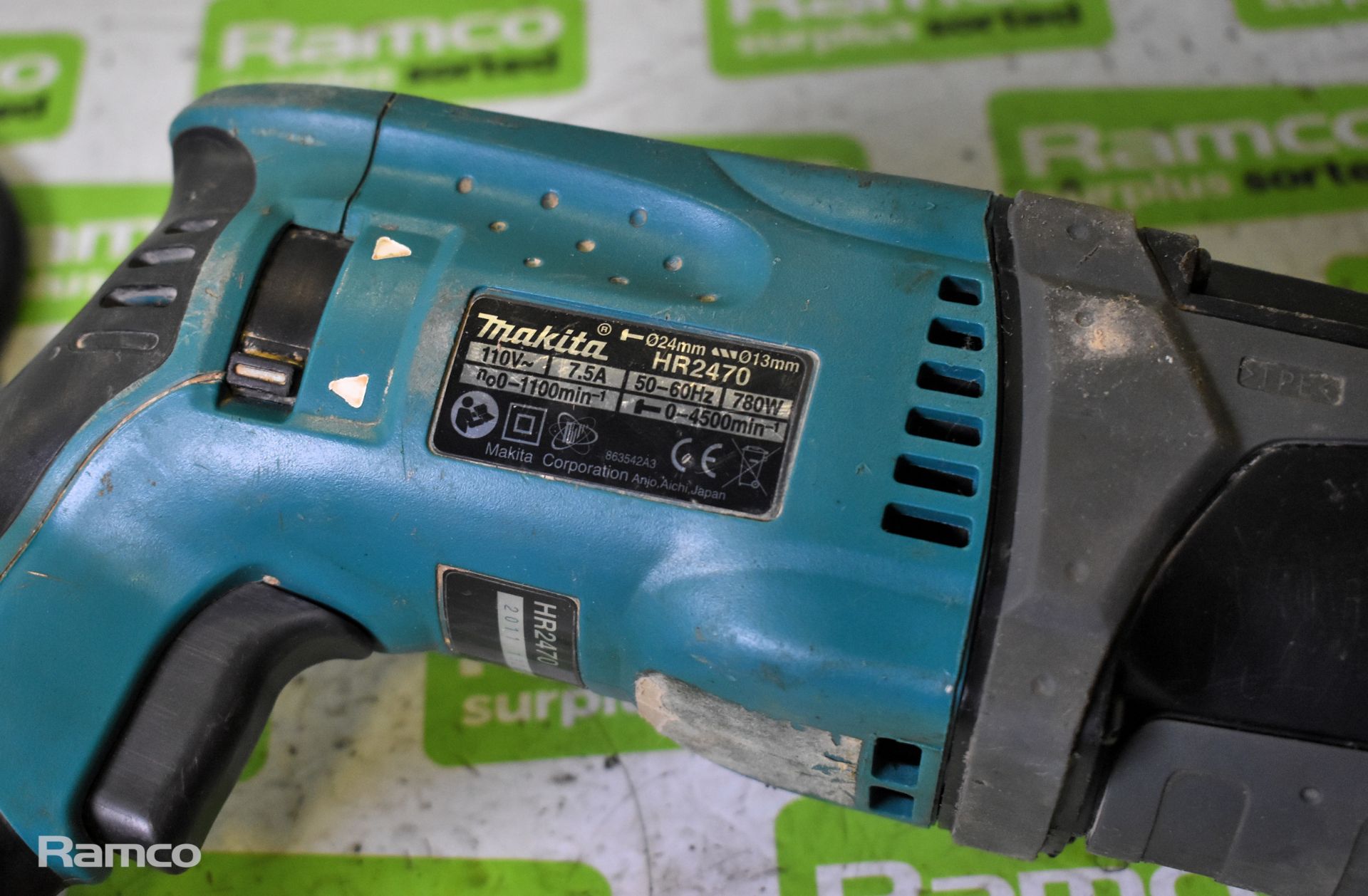 Makita electric rotary hammer drills - full details in desc. - Image 5 of 7