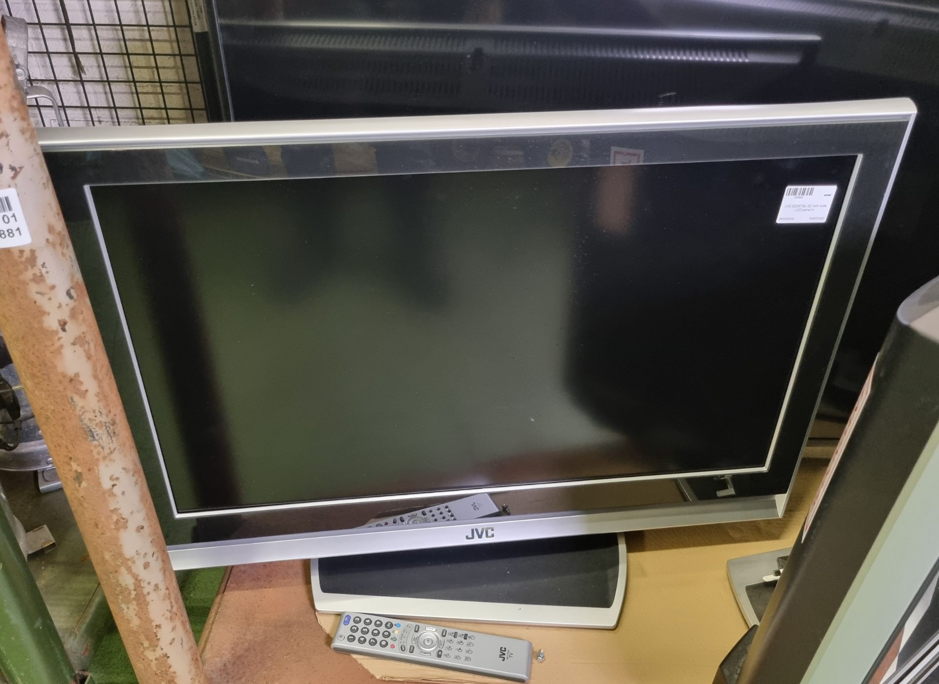 Various TV monitors - full details in the description - Image 5 of 9