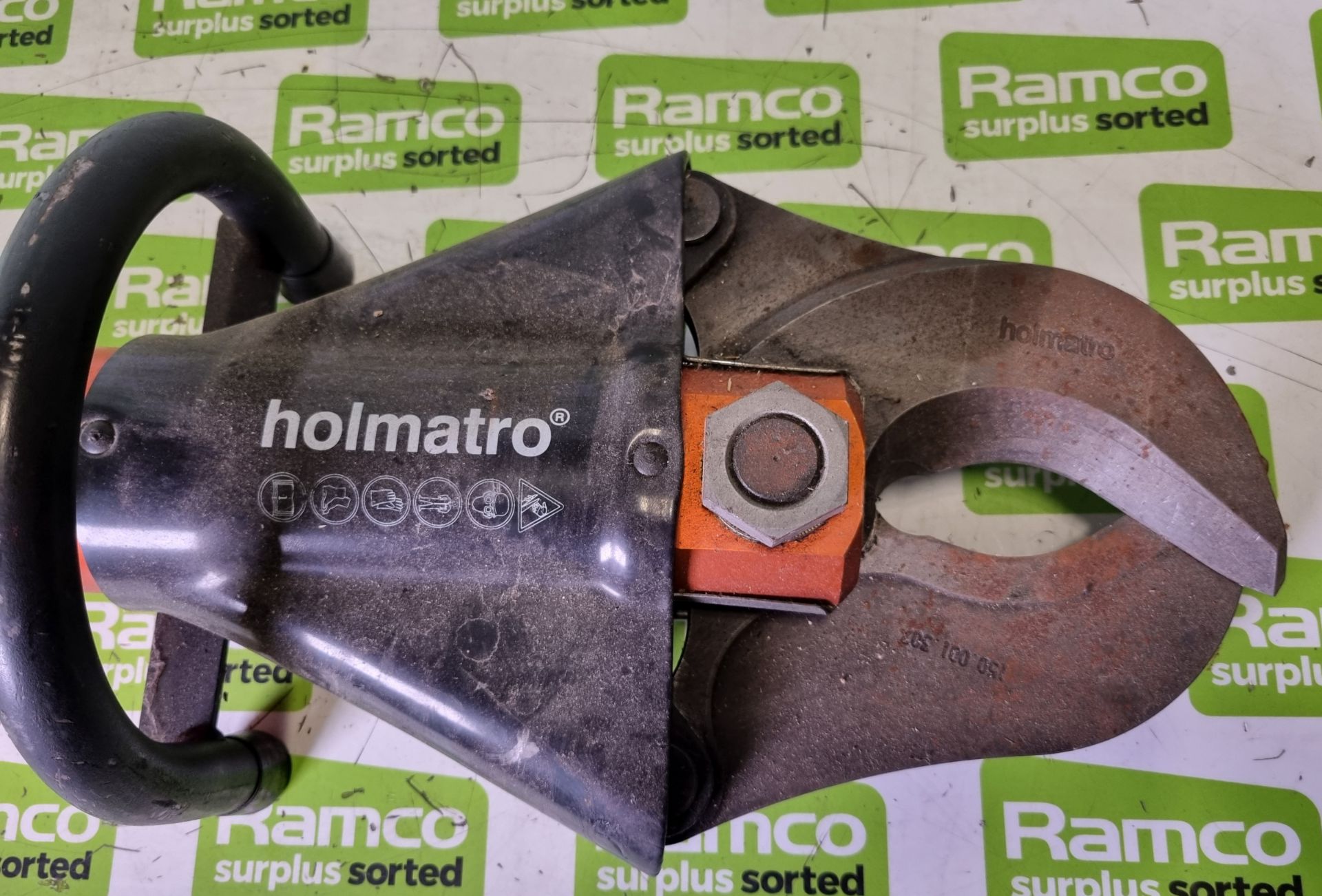 Holmatro CT3150+ hydraulic rescue cutting tool - Image 2 of 4