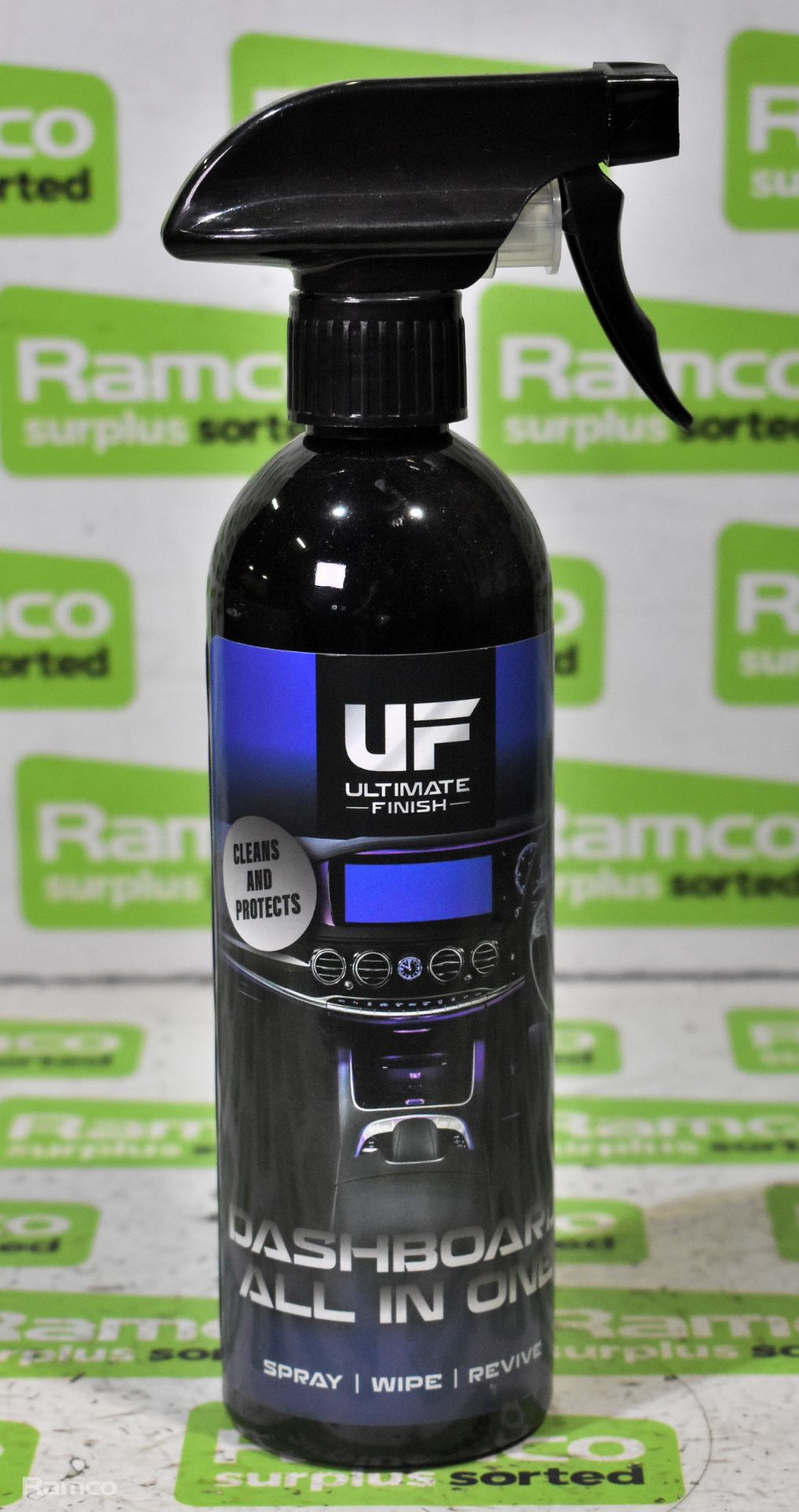 60x Ultimate Finish dashboard all-in-one cleaner - 473ml spray bottles - Image 2 of 5