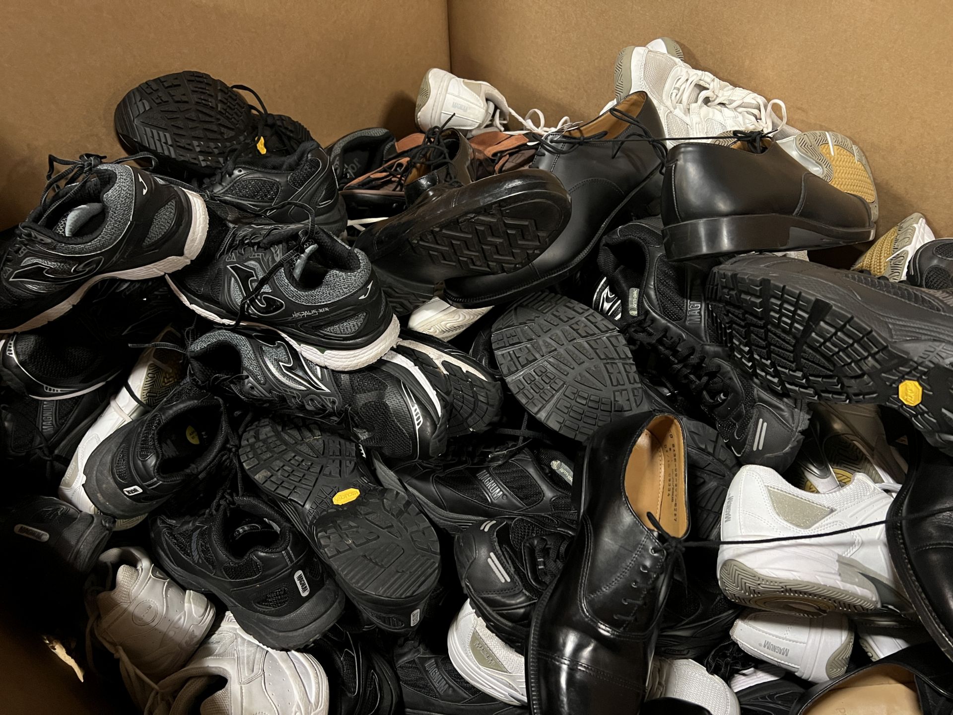 Various shoes and trainers - different makes & sizes - approx. 50 pairs in total - Image 2 of 16