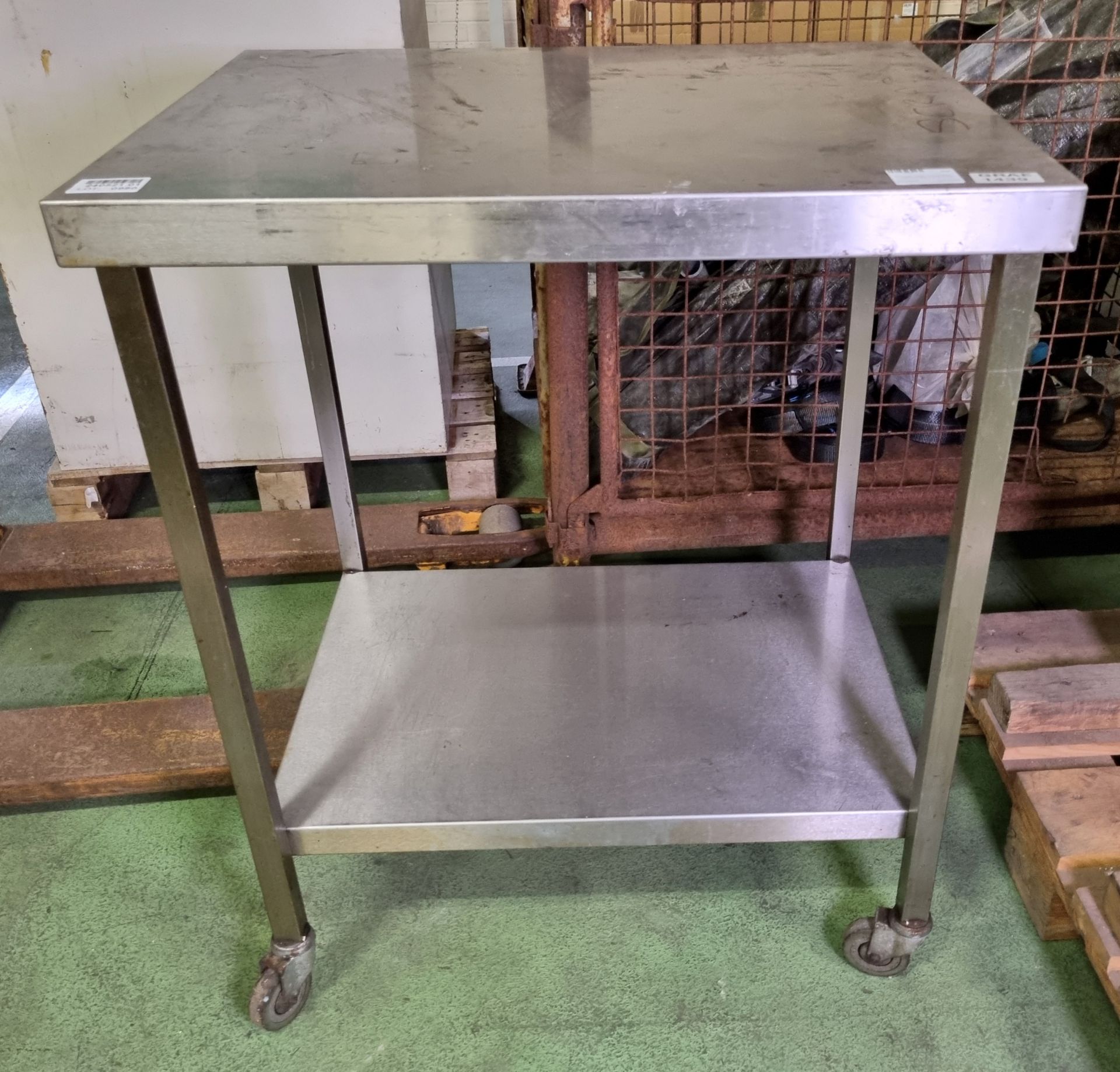 Stainless steel mobile table - L 750 x W 600 x H 910mm