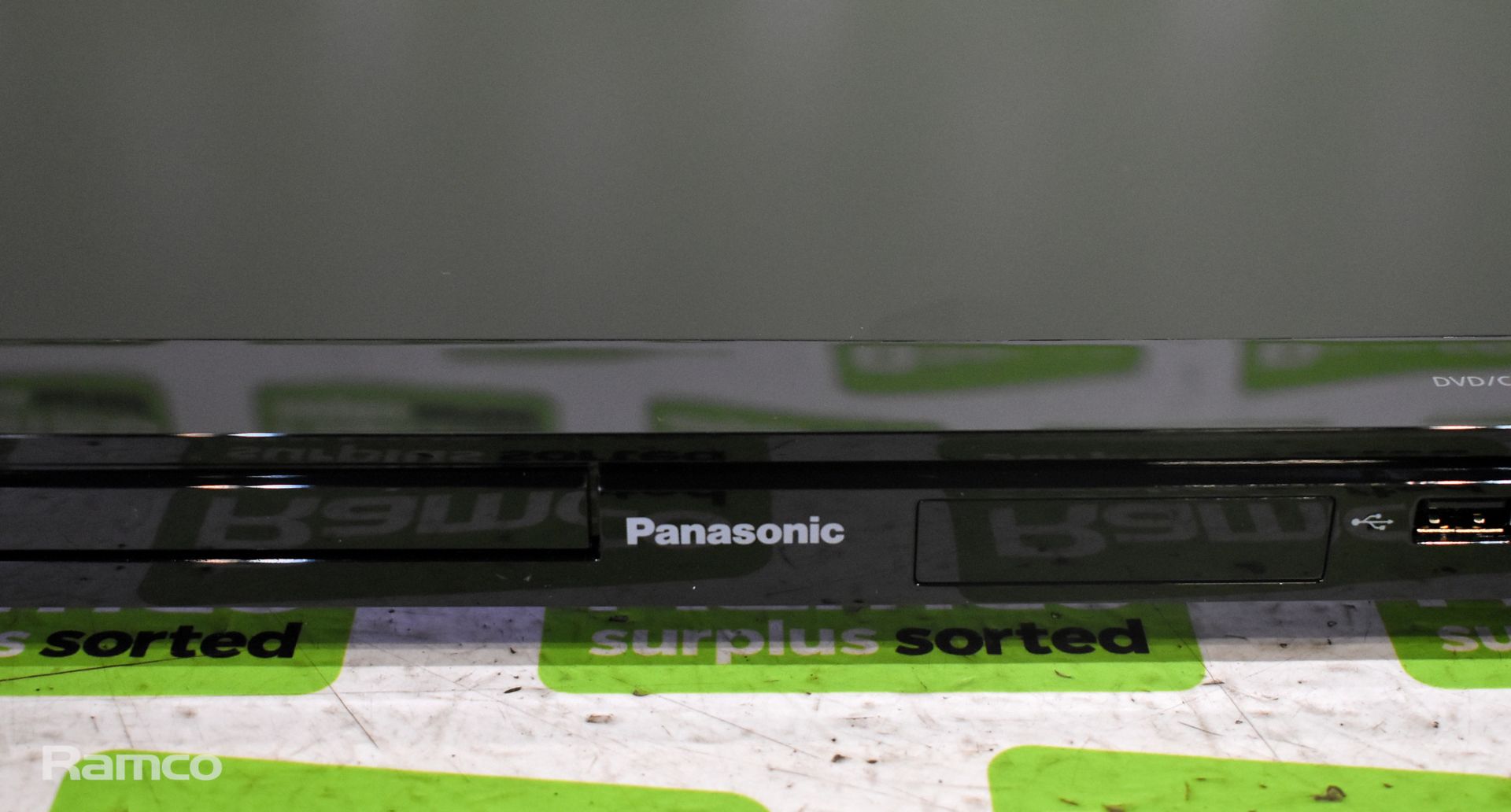 Panasonic DVD-S38EB-K DVD/CD player - Black, 3x Panasonic DVD-S48EB-K DVD/CD players - Black - Bild 2 aus 6