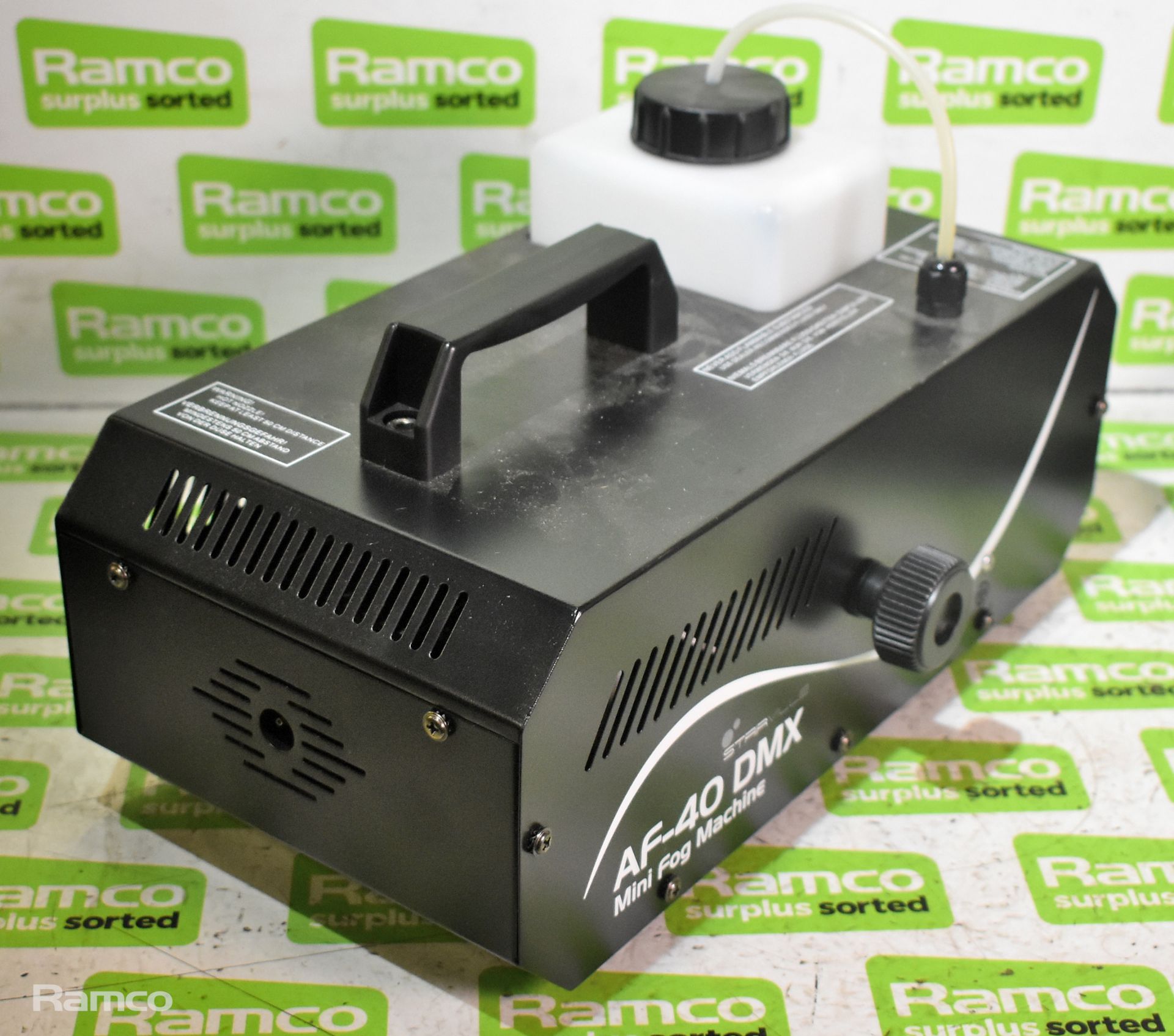 Stairville AF-40 DMX mini fog machine with remote - Image 5 of 6