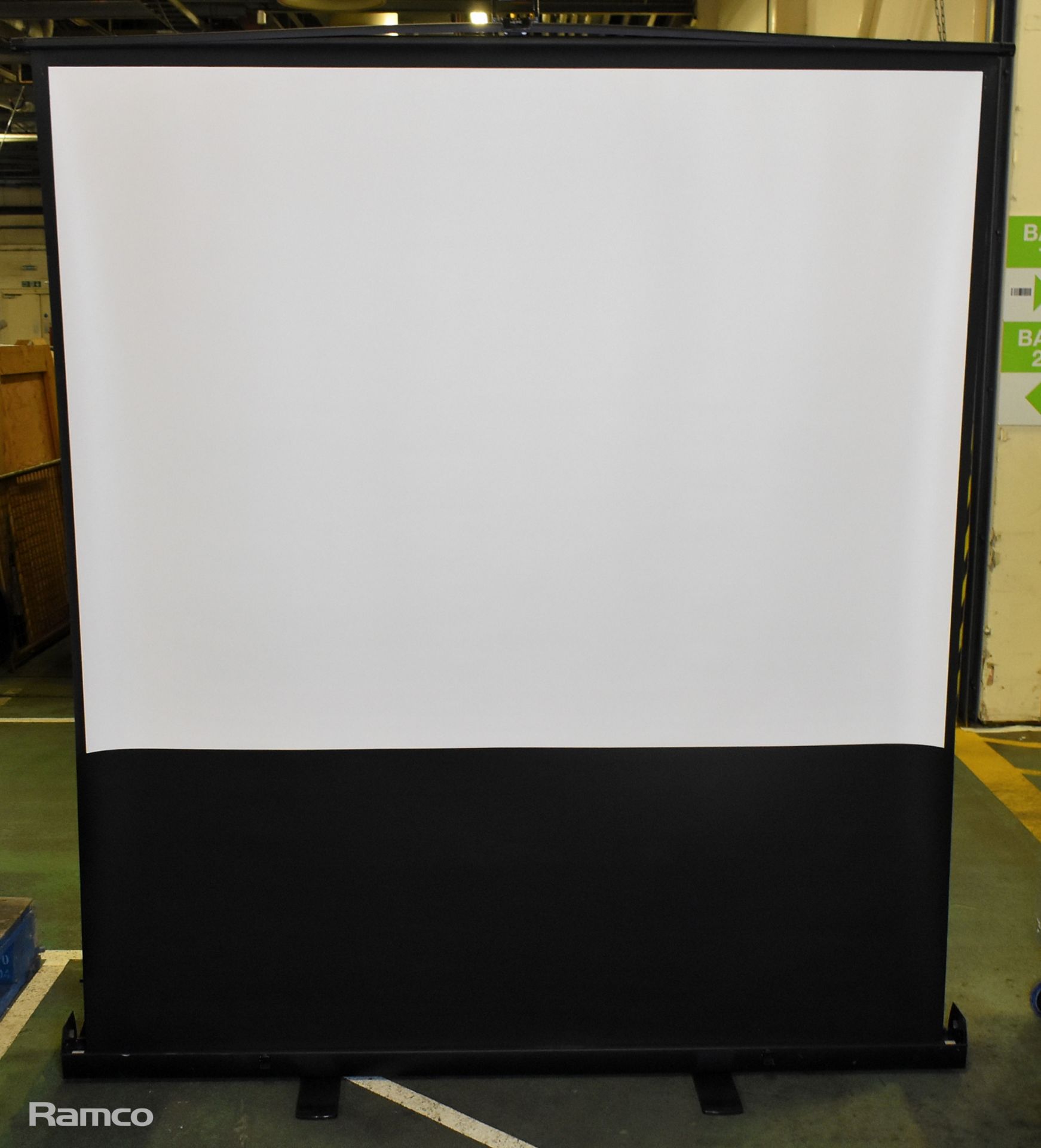 Floorstanding scissor action projection screen - L 1750 x W 120 x H 110mm