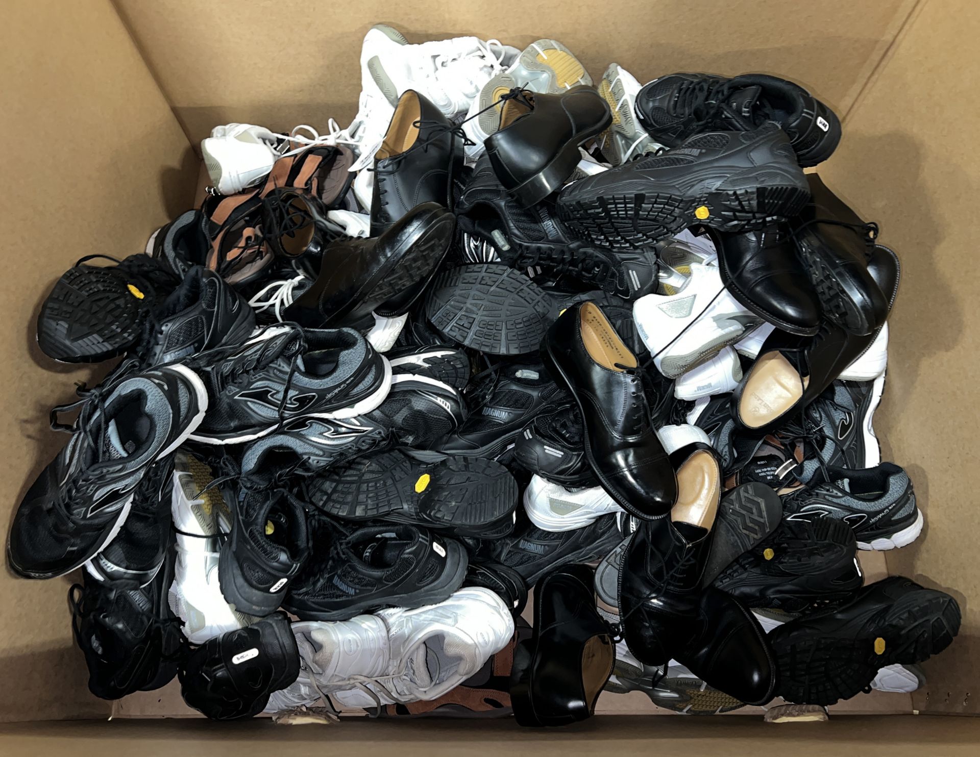 Various shoes and trainers - different makes & sizes - approx. 50 pairs in total