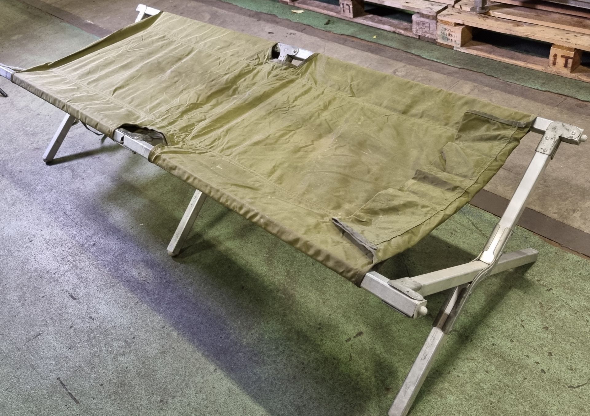 6x folding field cots - L 1900 x W 700 x H 450mm - SPARES OR REPAIRS - Image 5 of 5