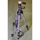 Manfrotto 055C professional extendable camera tripod with 141RC head