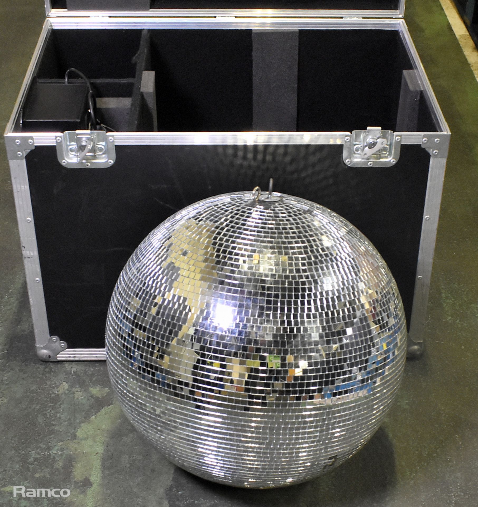 22 inch mirror balls with rotator and flying hardware - full details in desc. - Image 9 of 13