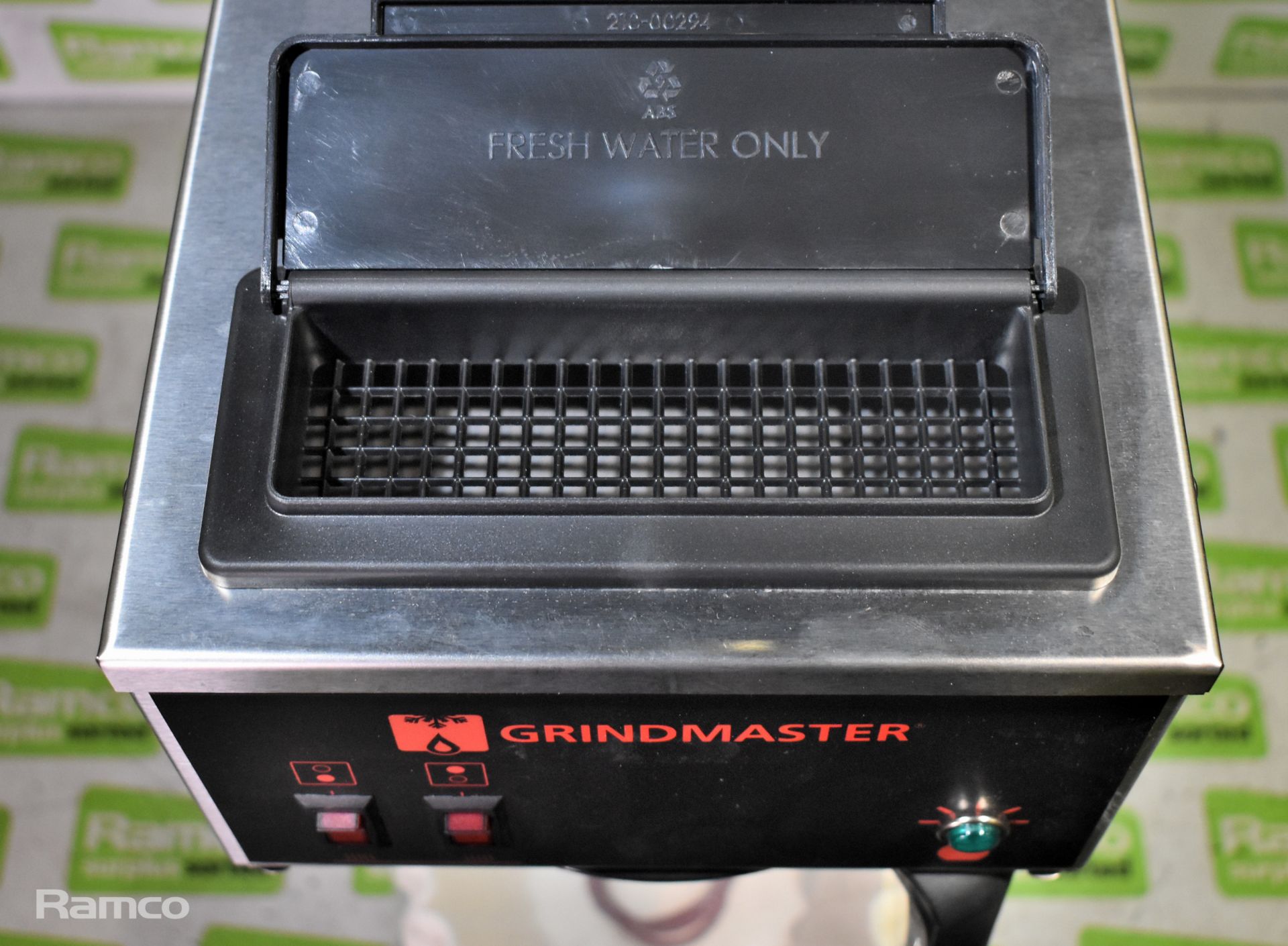 2x Grindmaster CP02UK 230V Coffee Brewers - Image 4 of 8