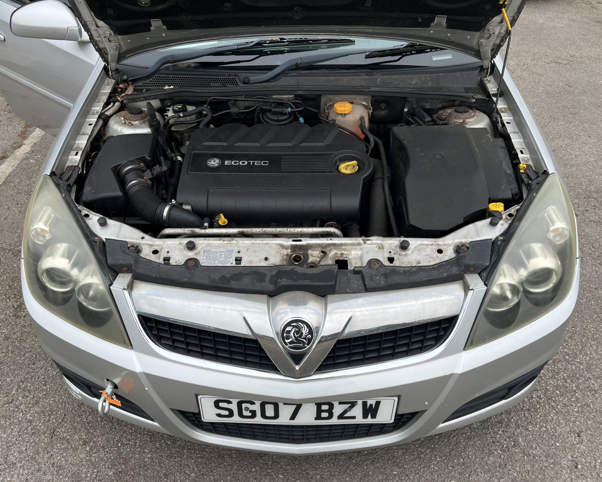 Vauxhall Vectra 1.9 CDTI SRI (SG07 BZW) - MOT expiry: 28/10/2024 - mileage: 105,897 - Image 19 of 29