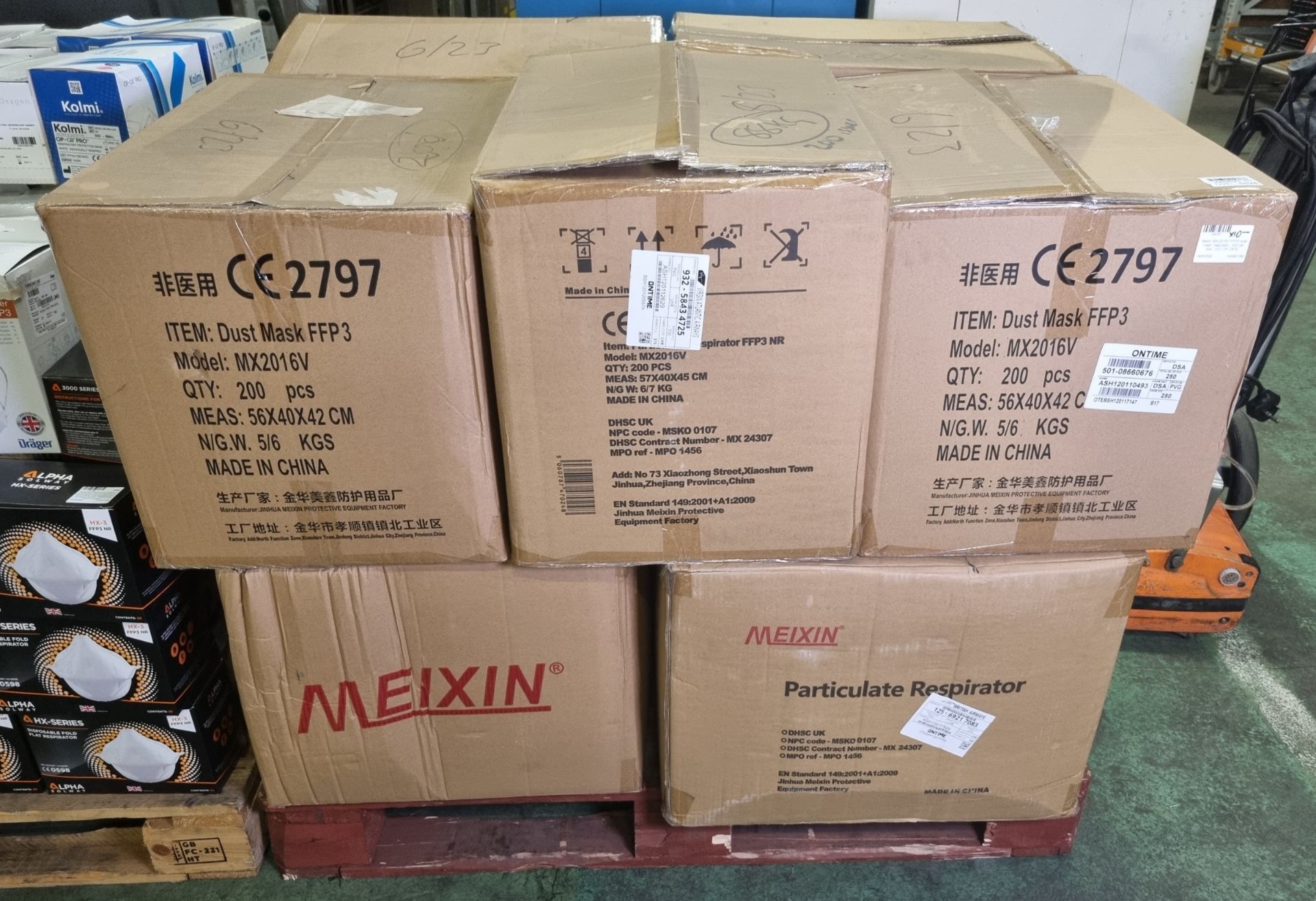 10x boxes of Meixin MX-2016V FFP3 dust mask/respirator - 200 units per box - OUT OF DATE