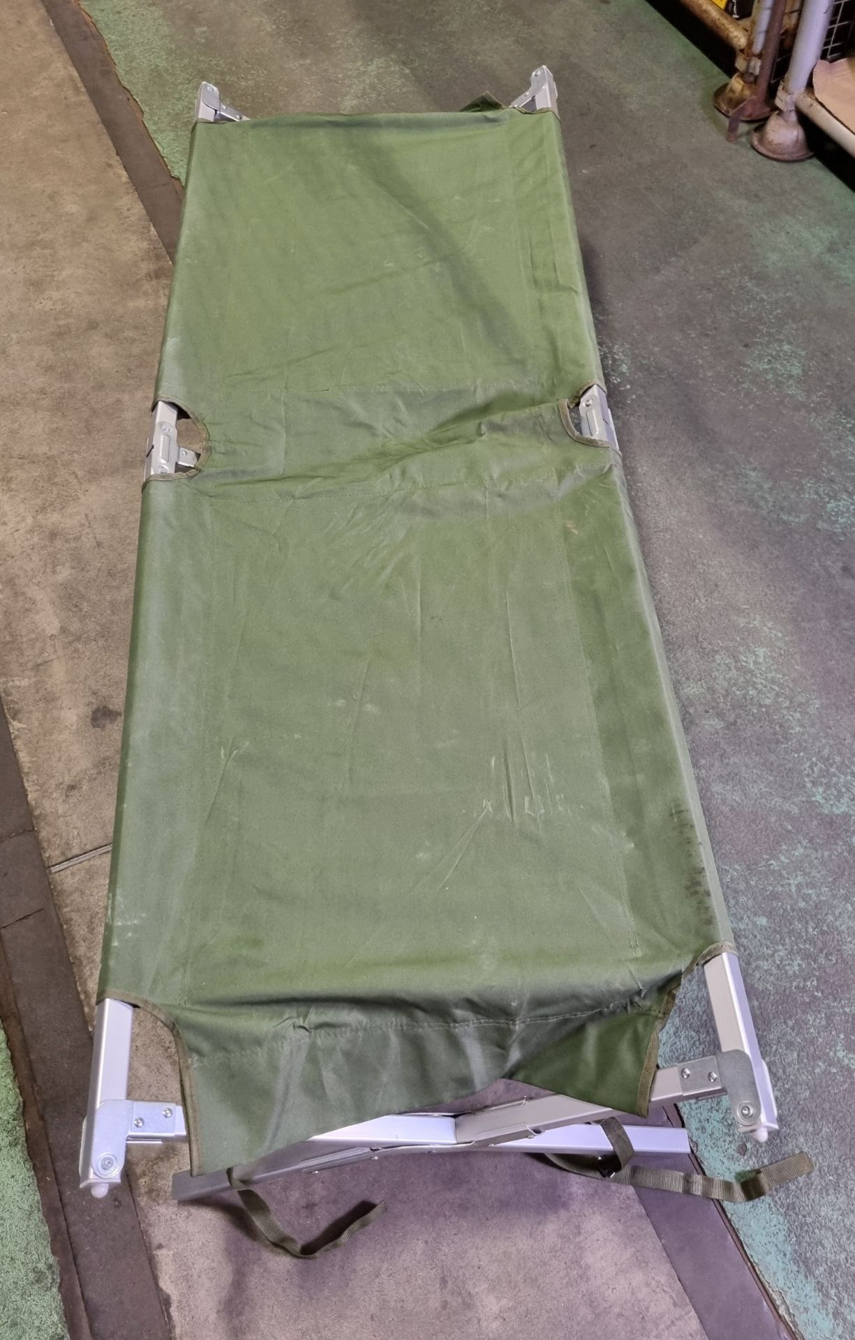 15x Folding field cots with carry bag - L 1900 x W 700 x H 450mm - Image 4 of 5