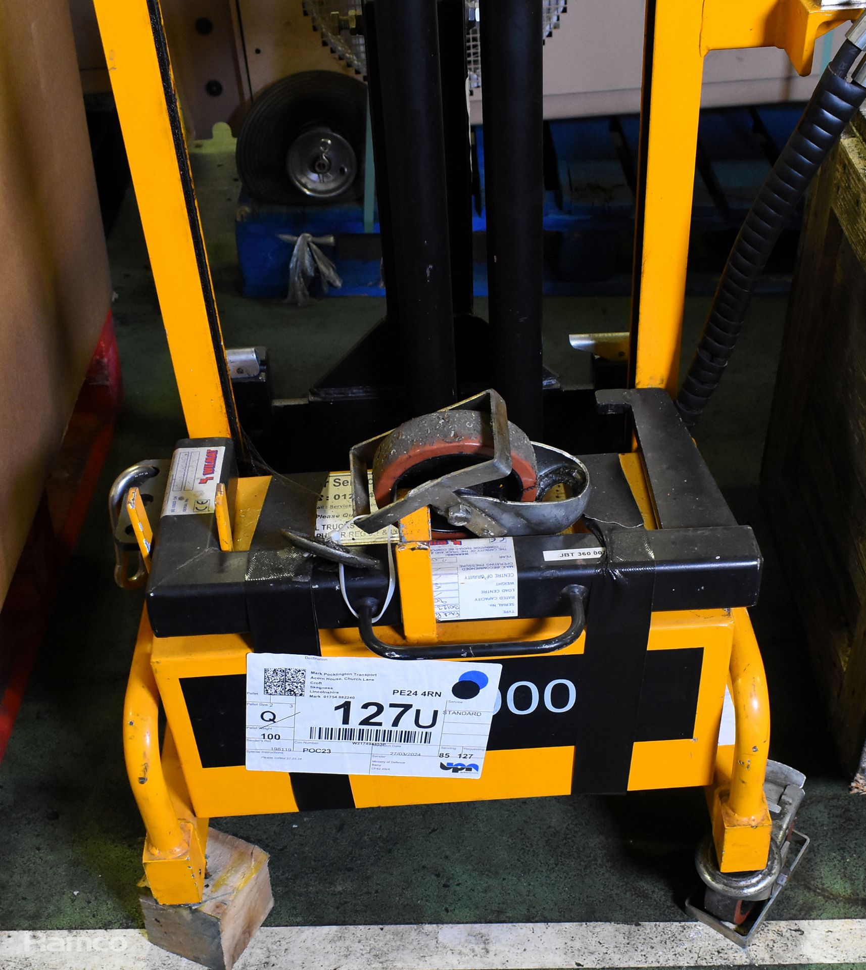 Wilmat Handling 203AF/S hand operated hydraulic lifting truck - capacity: 90kg - Image 2 of 10