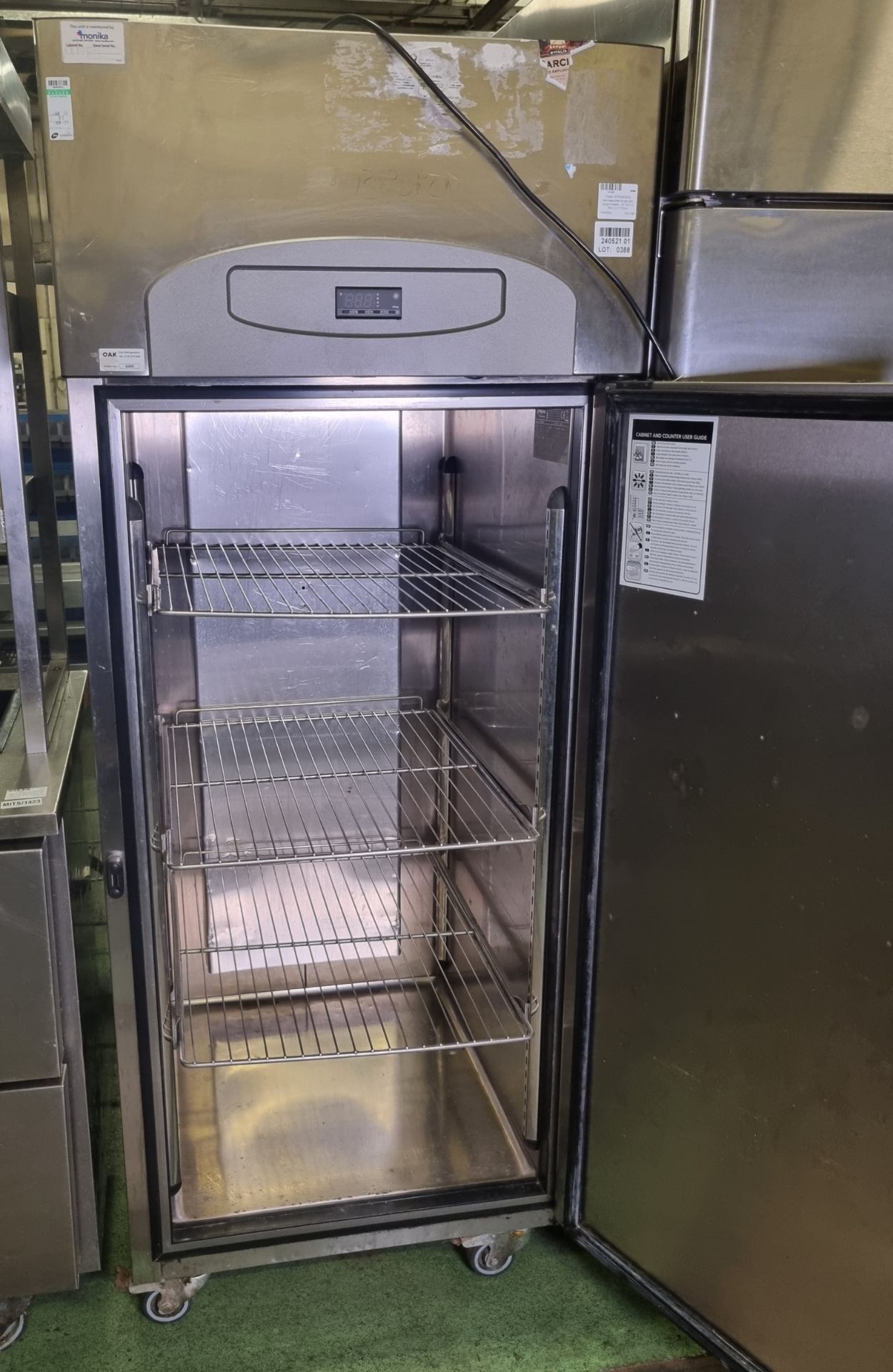 Foster EPREMG500L stainless steel single door upright freezer - W 700 x D 830 x H 1770mm - Image 3 of 4