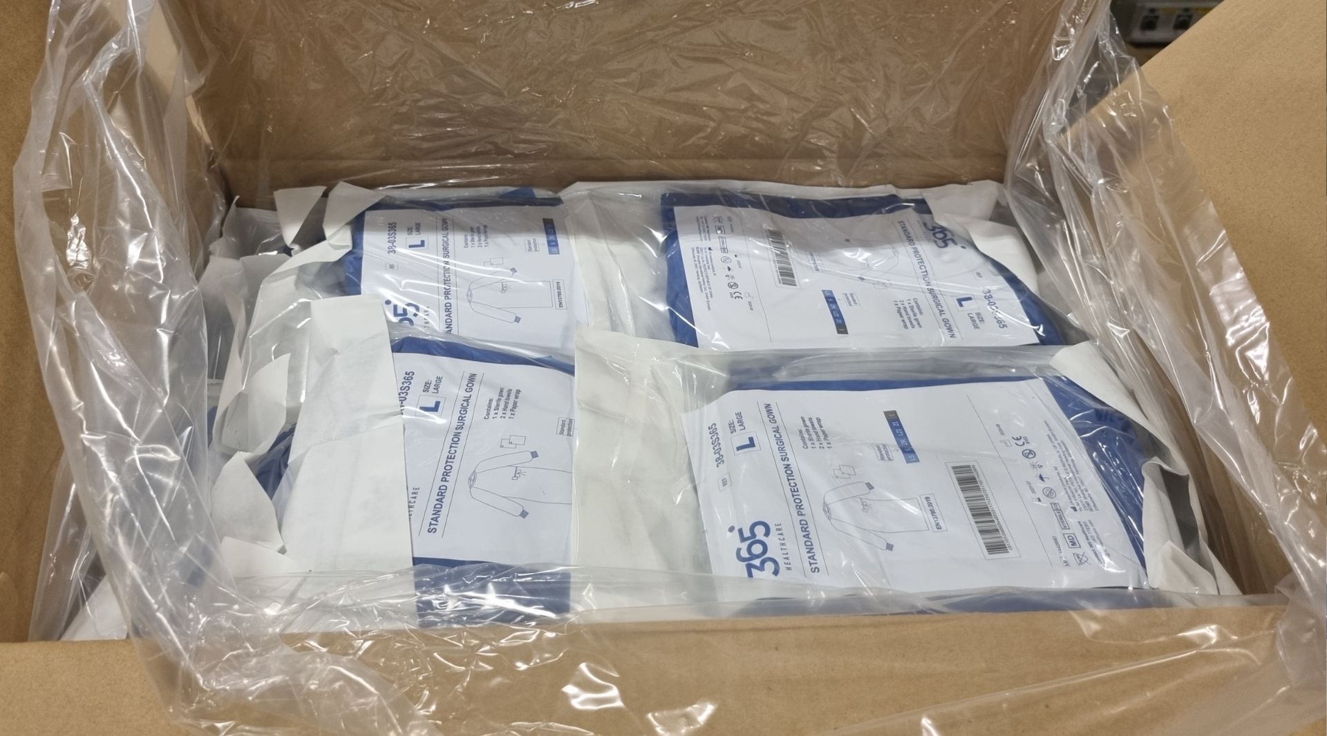 25x boxes of 365 Healthcare standard protection surgical gowns - large - expiration date: 07/2025 - Image 4 of 5