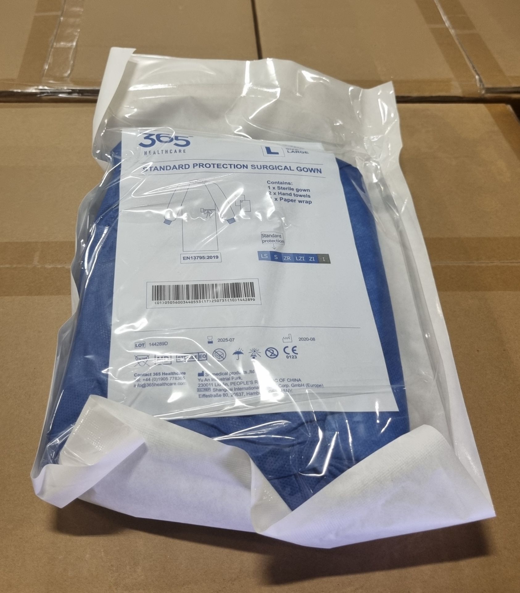 25x boxes of 365 Healthcare standard protection surgical gowns - large - expiration date: 07/2025 - Image 5 of 5