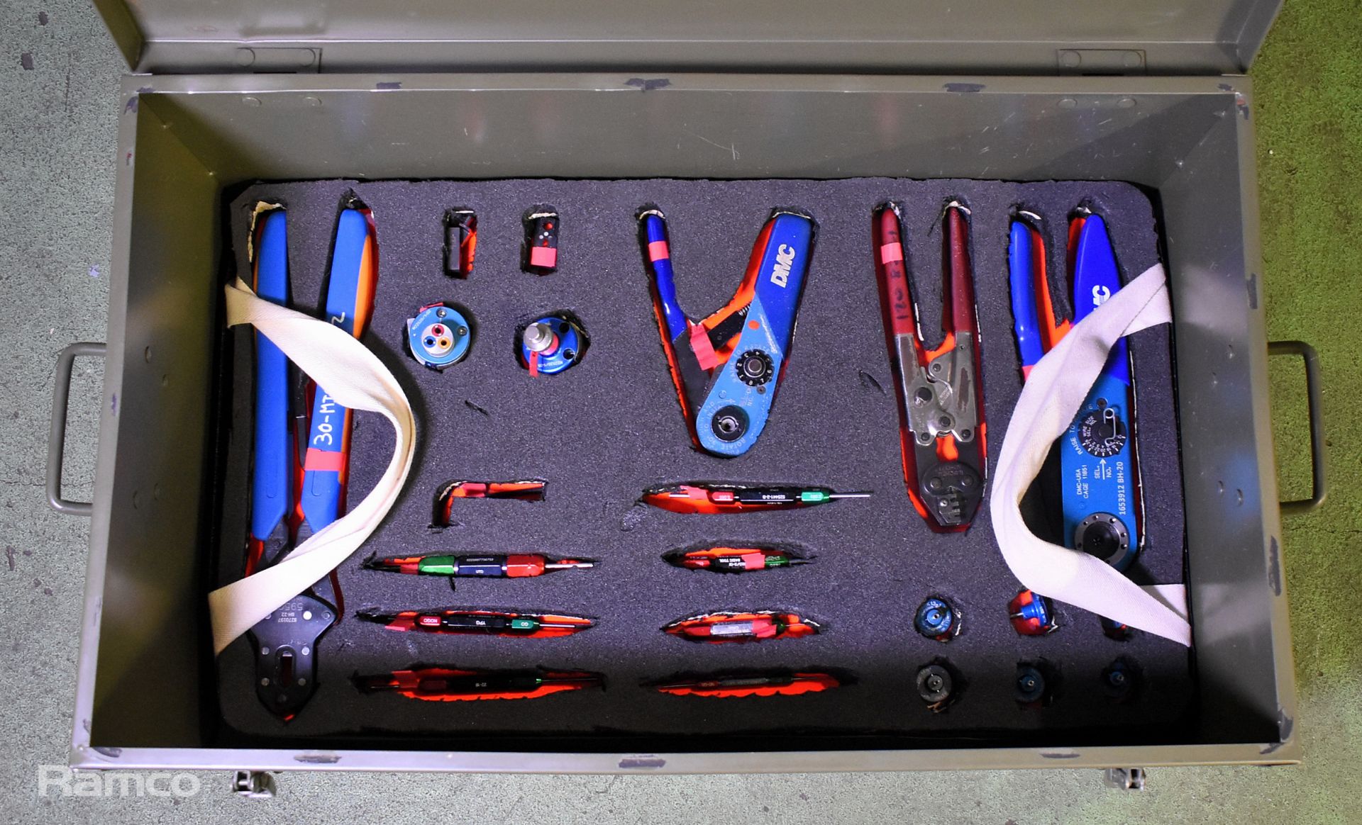Crimping tool kit with gauges - L 650 x W 400 x H 260mm - Bild 2 aus 11