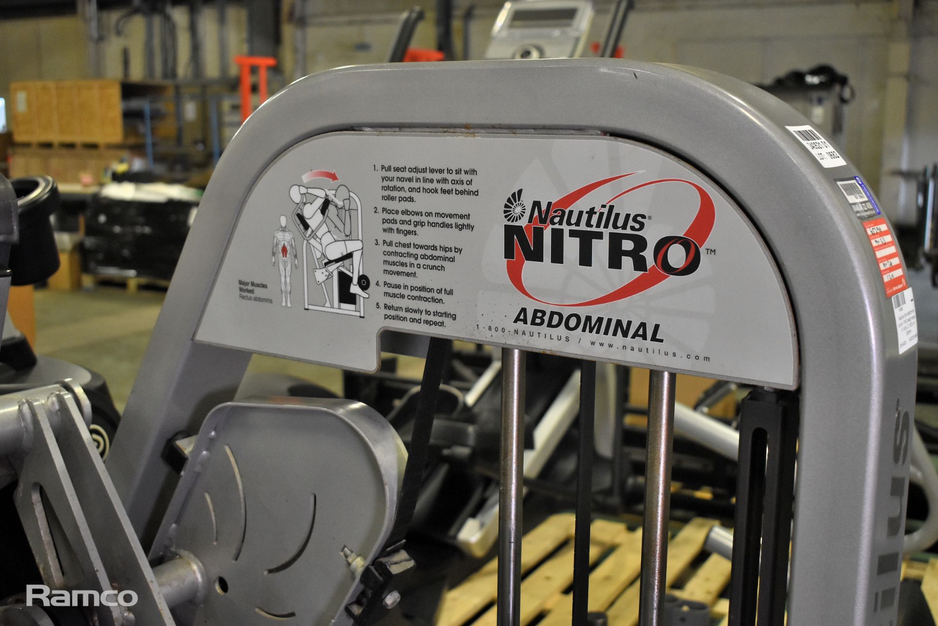 Nautilus Nitro abdominal crunch - 91kg weight stack - W 1045 x D 1050 x H 1365mm - Image 3 of 10