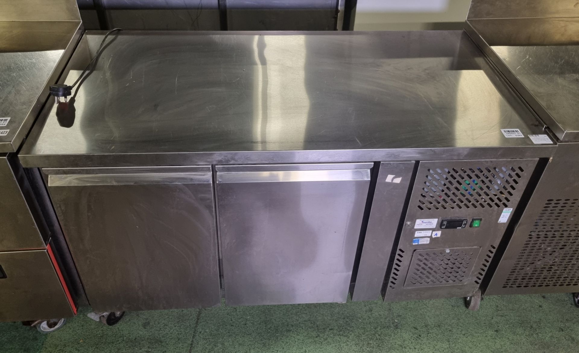 Project Distribution ABGN2100BT stainless steel 2 door counter fridge - W 1360 x D 700 x H 850mm - Image 2 of 6