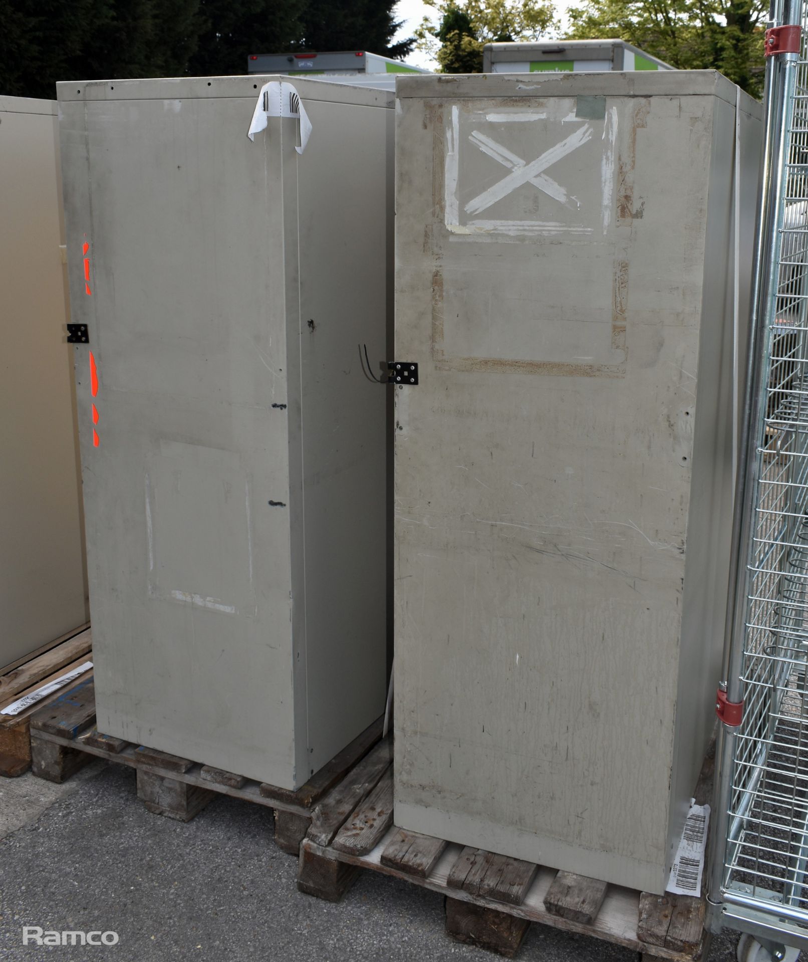 4x Elite mobile maintenance tool cabinet - L 1250 x W 550 x H 1650mm - SPARES OR REPAIRS - Image 8 of 9