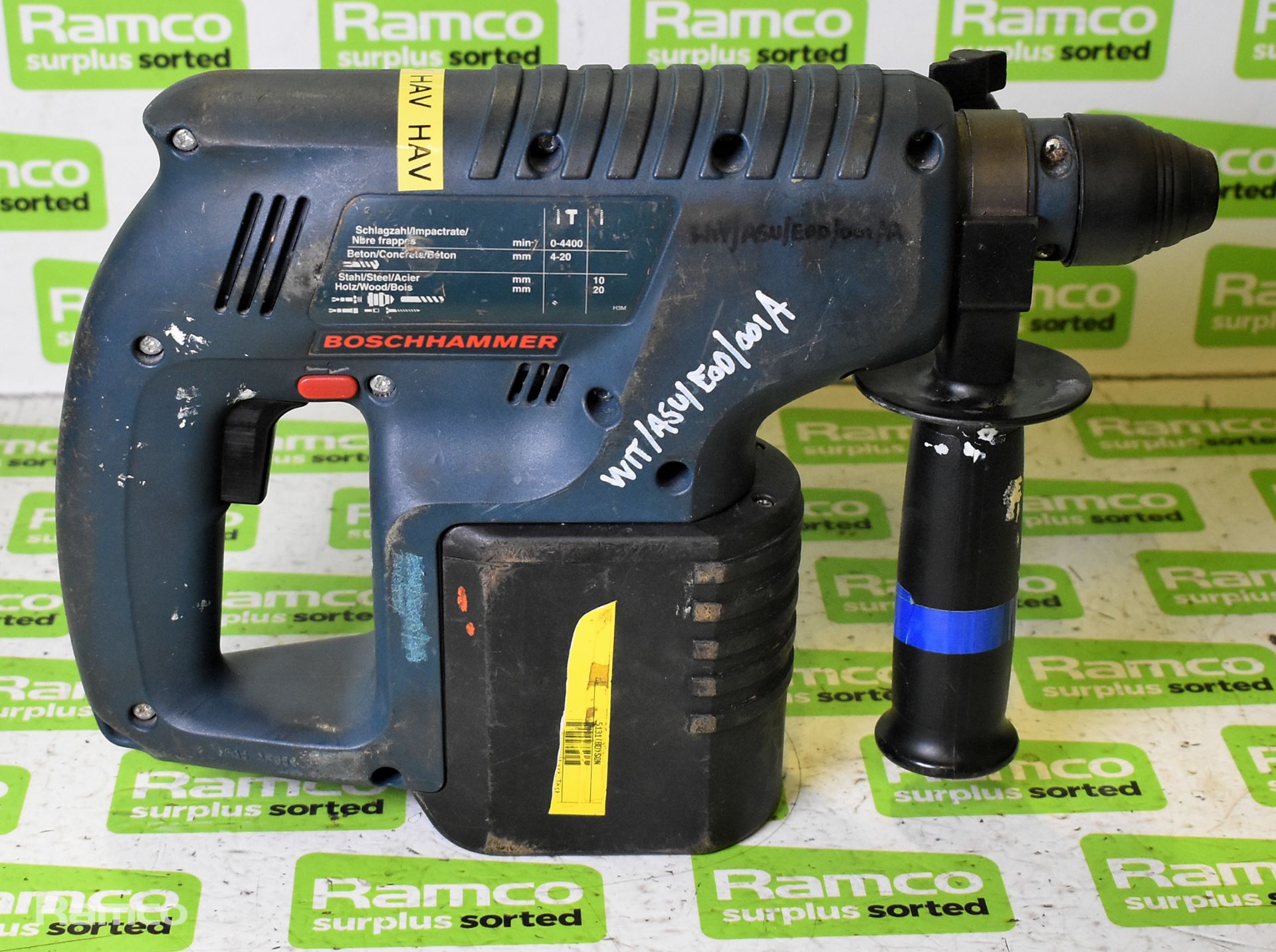 Makita HHR2450 110V electric rotary hammer drill & Bosch Hammer GBH 24 VRE 24V cordless drill - Image 8 of 10