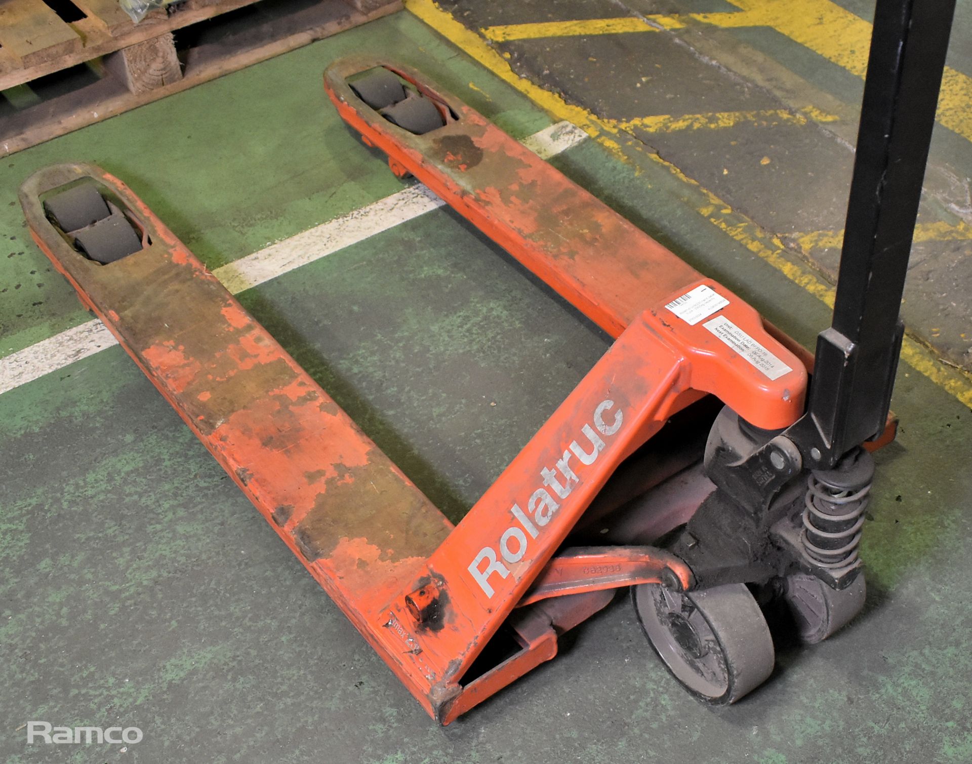 Rolatruc LHM230 hand pallet truck - 2300kg capacity - Image 2 of 5