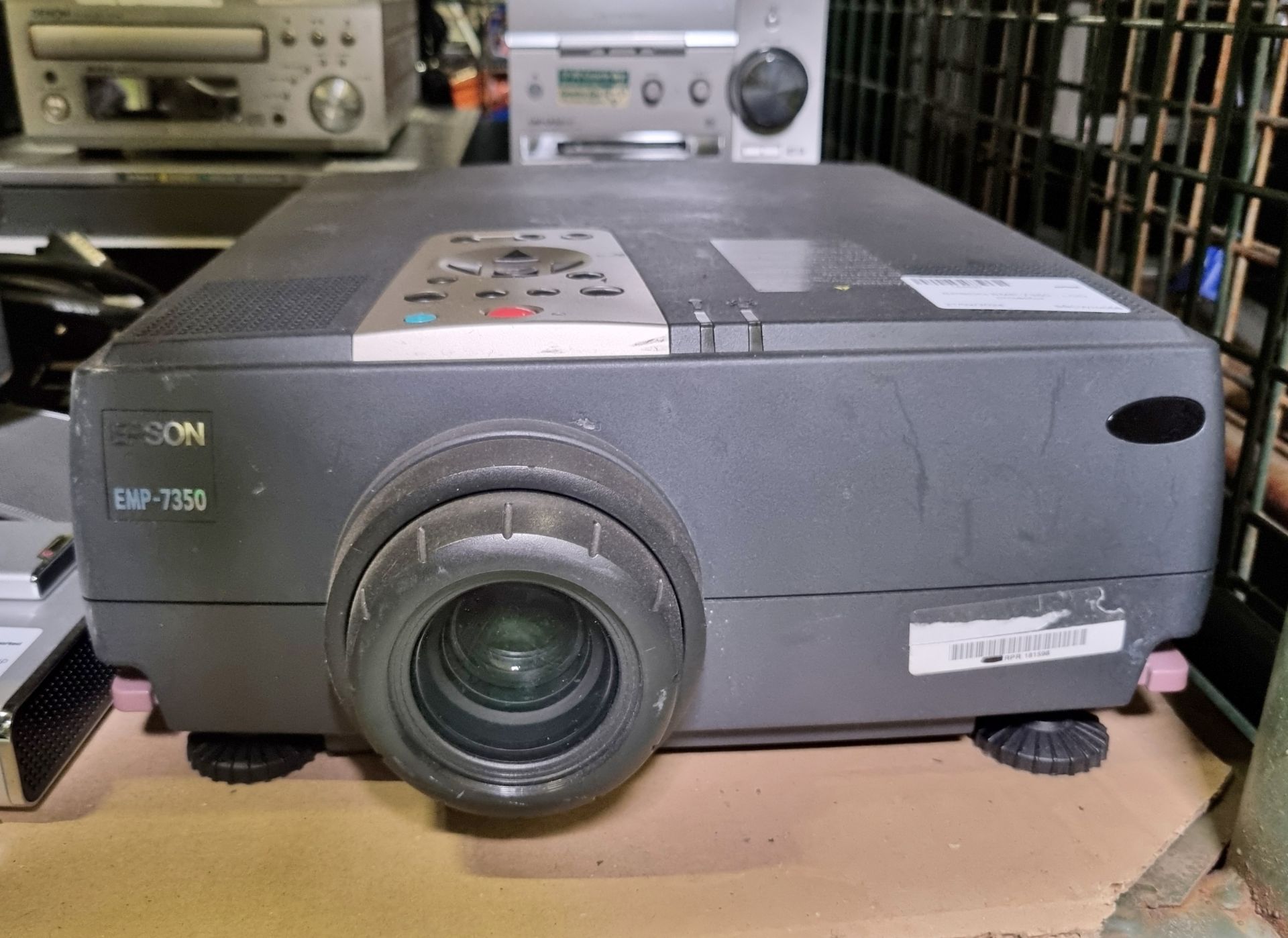 Audio and projector equipment - full details in the description - Image 3 of 7