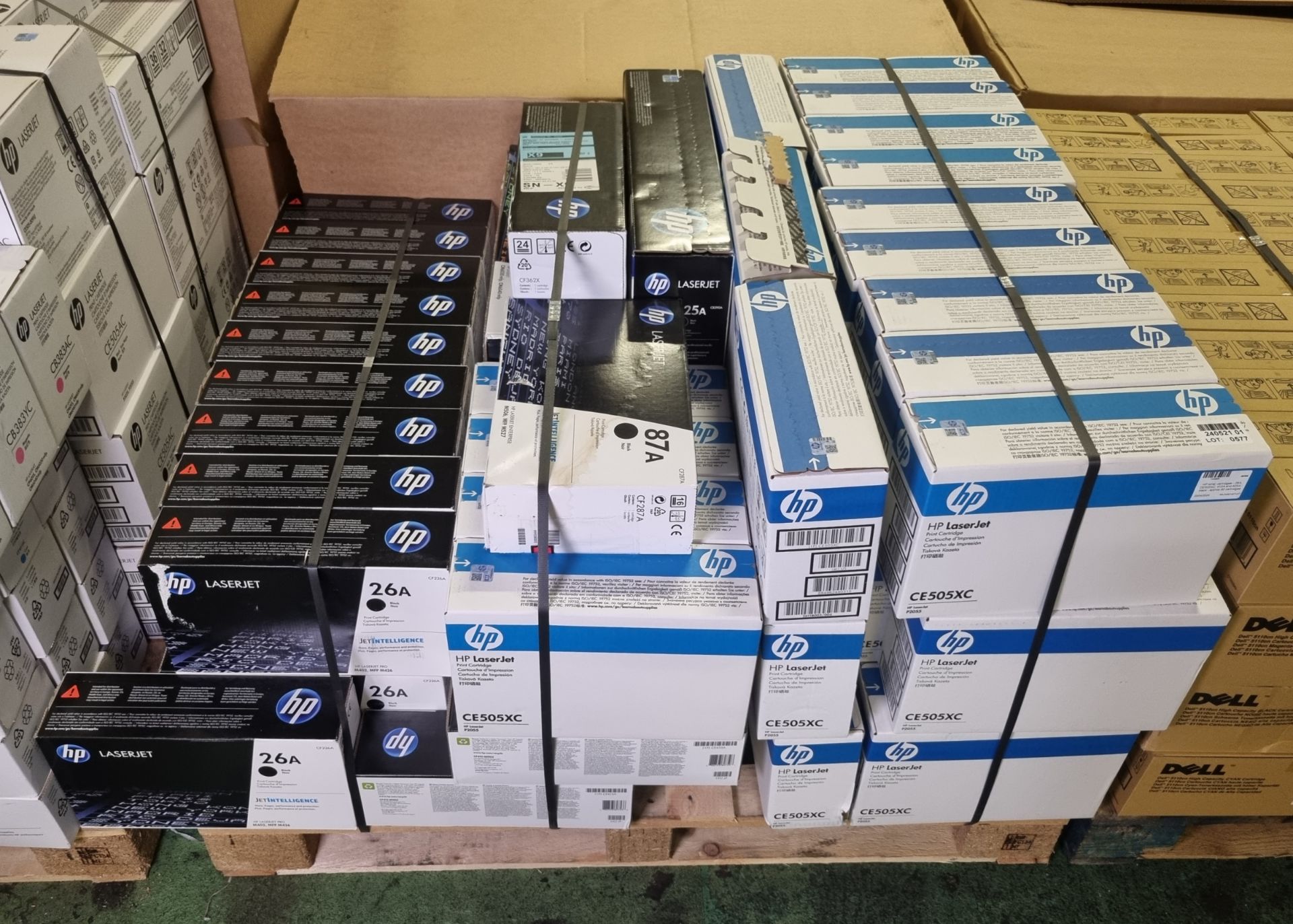 HP toner cartridges - 26A, CE505XC, 410A and 825A - black - approx. 80 cartridges - Image 2 of 6