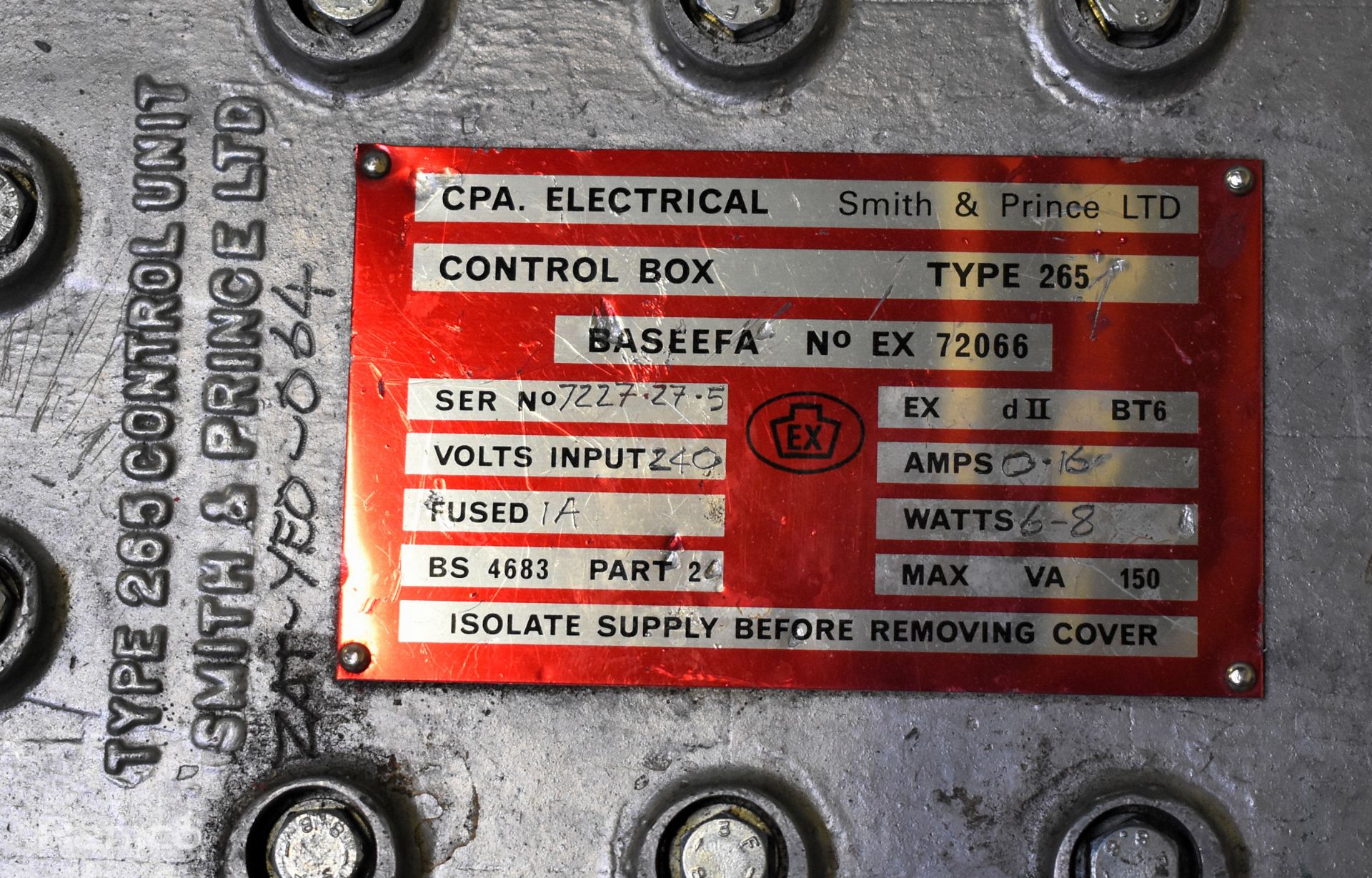 Fluorescent inspection hand lamp with electrical control box - Image 5 of 6