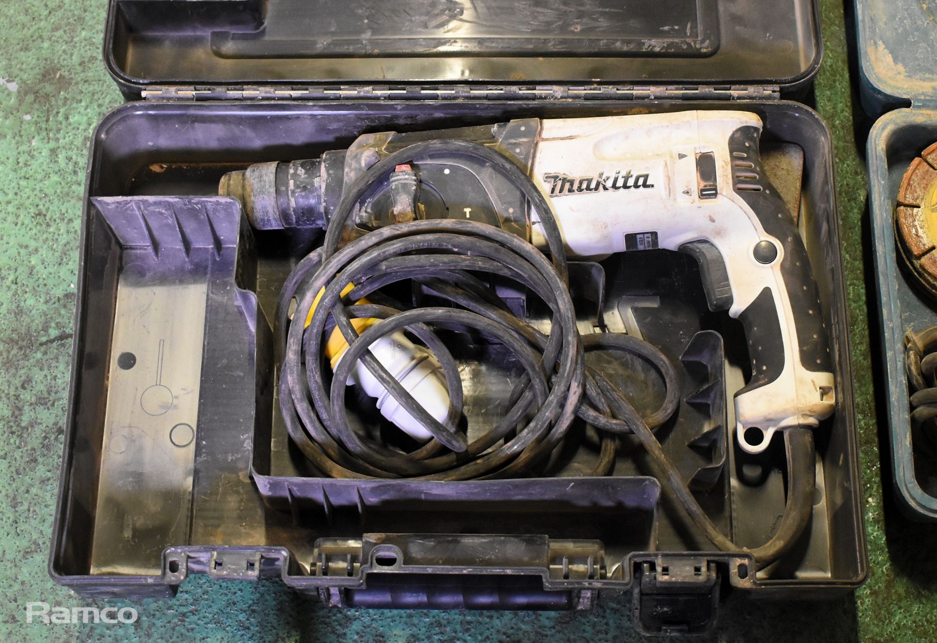 Electrical tools - Rotary hammer drill, Einhell planer, 2x angle grinders, angle grinder with case - Image 2 of 24