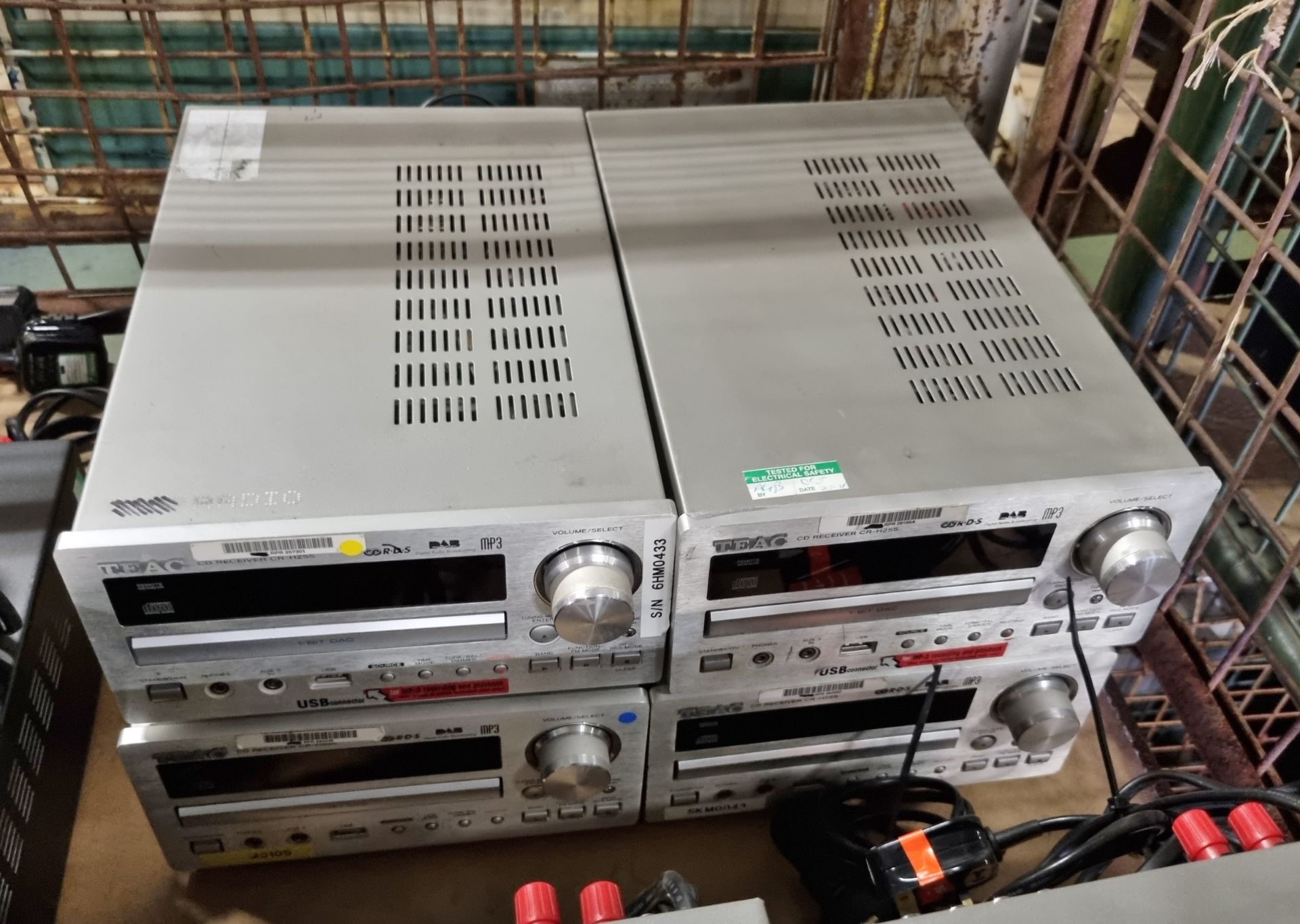 8x TEAC CR-H255 CD receiver units - Silver, 11x TEAC CR-H250 CD receiver units - Silver & more - Image 4 of 7