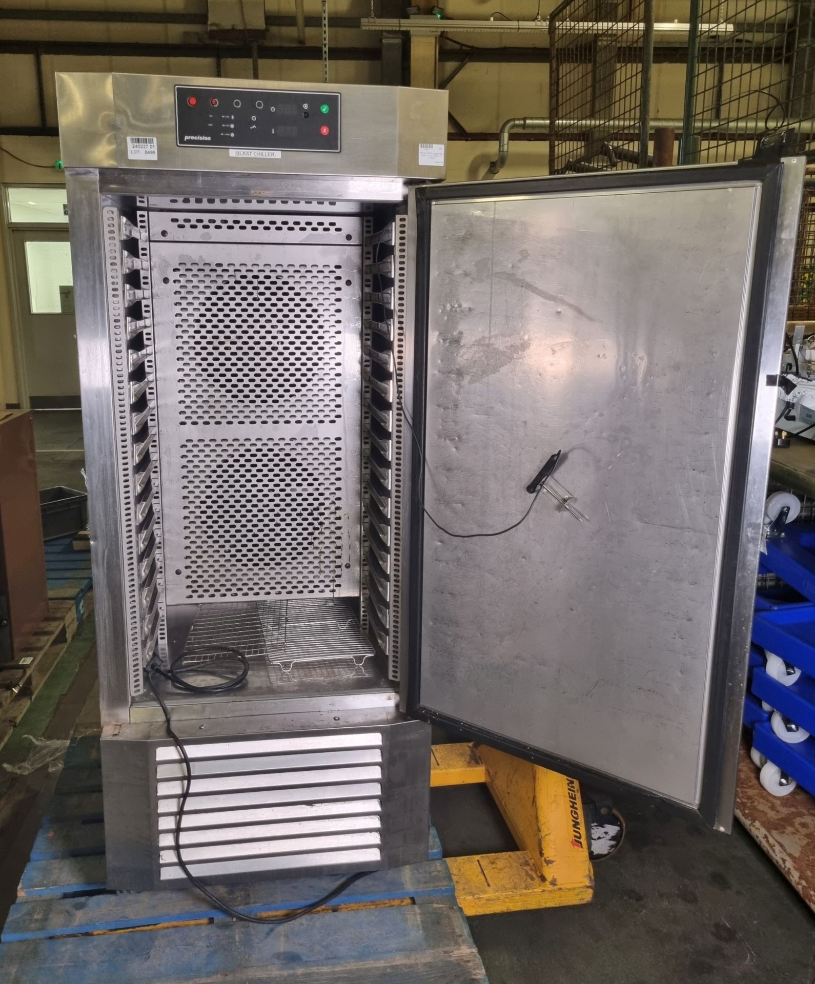 Precision PCF40 upright blast chiller - W 720 x D 820 x H 1770mm - Image 4 of 5