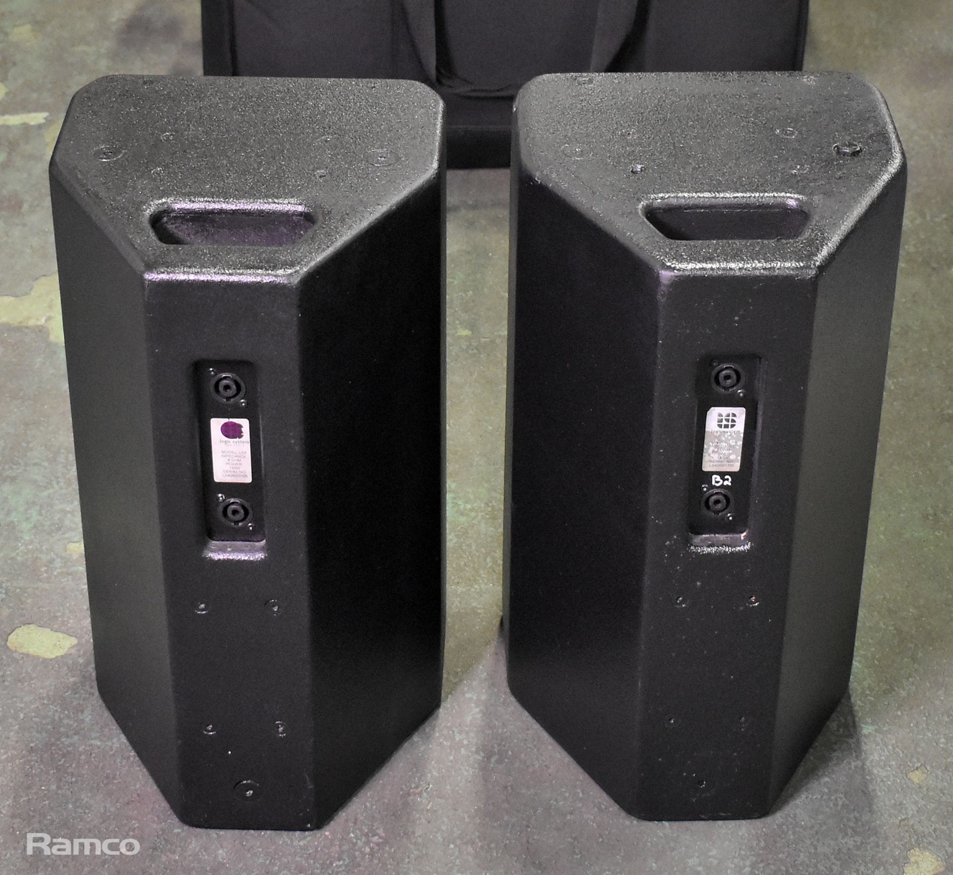 2x Logic LS8 loudspeakers NL4 connection in soft bag - Image 2 of 9